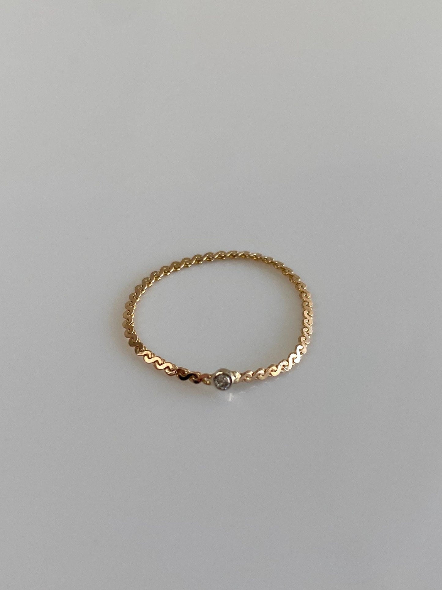 Vintage Solid 14k White & Yellow Gold Clear Spinel Serpentine Chain Ring - Size 8