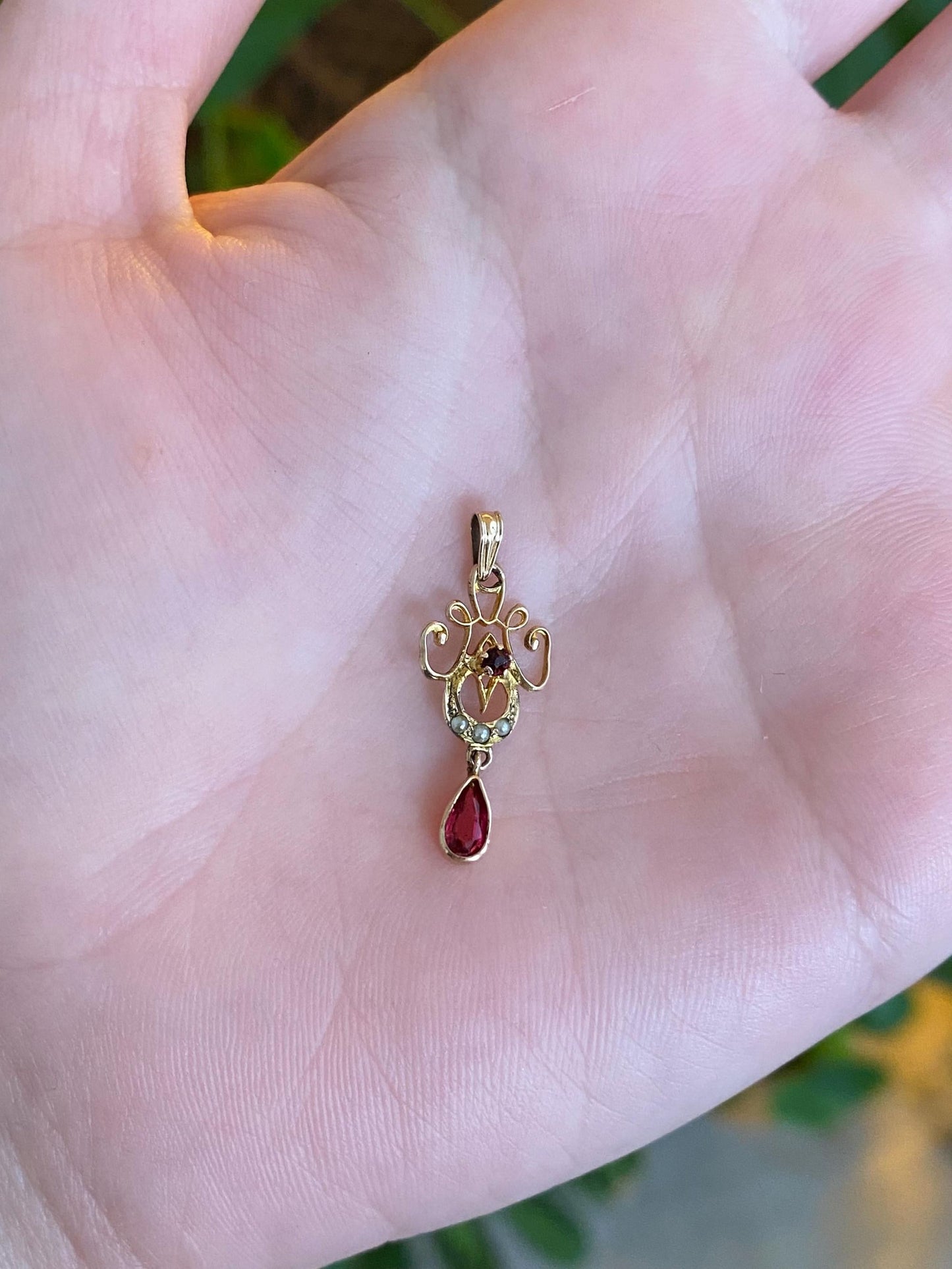 Vintage Solid 10k Yellow Gold Pink Cubic Zirconia Seed Pearls Charm