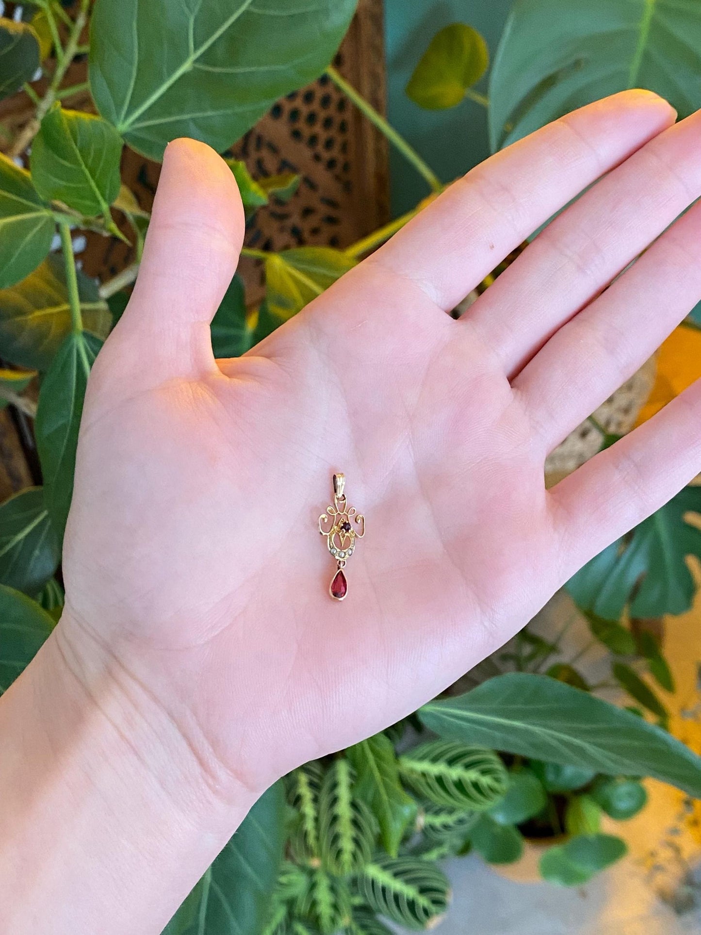Vintage Solid 10k Yellow Gold Pink Cubic Zirconia Seed Pearls Charm