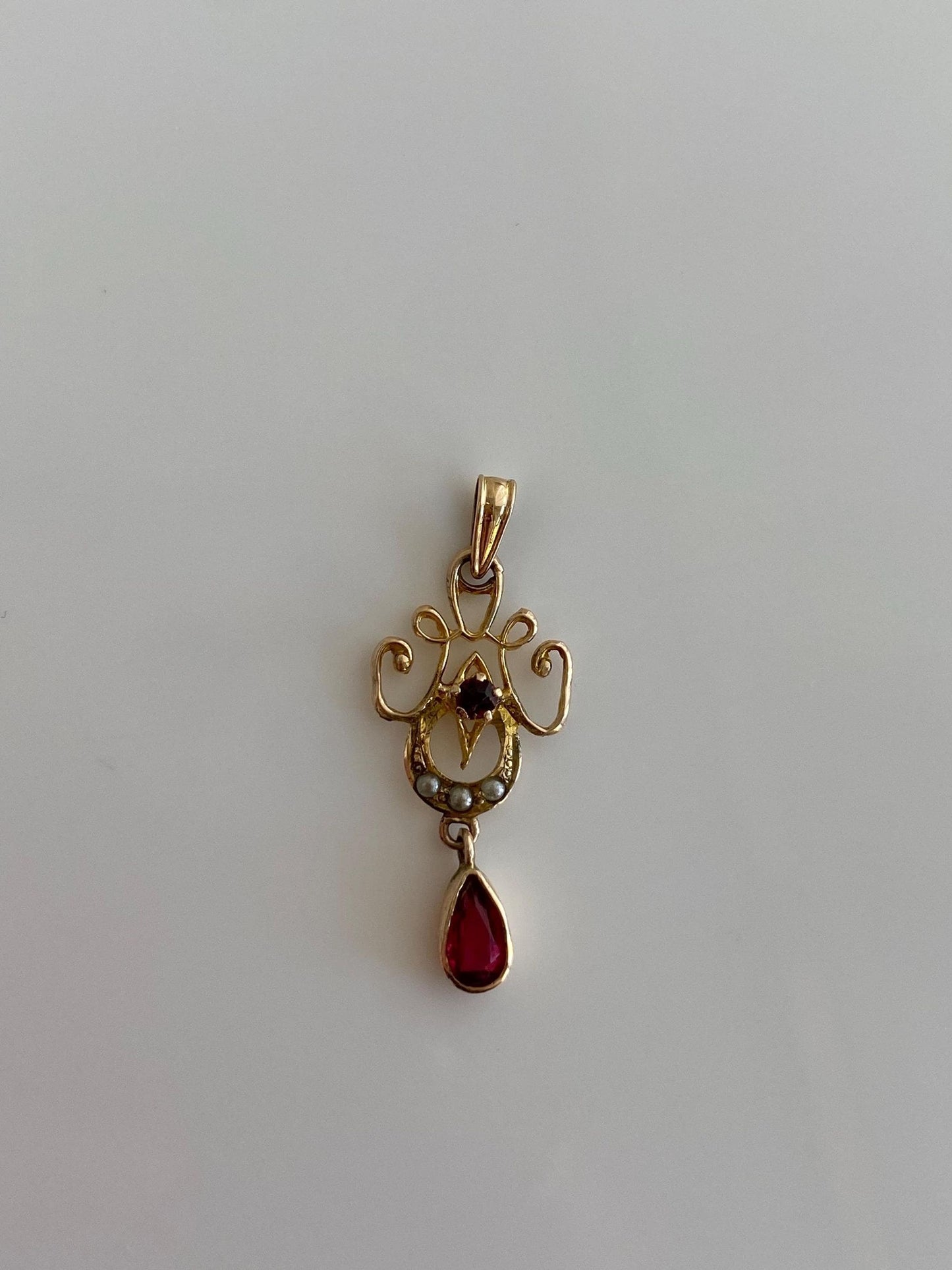 Vintage Solid 10k Yellow Gold Pink Cubic Zirconia Seed Pearls Charm
