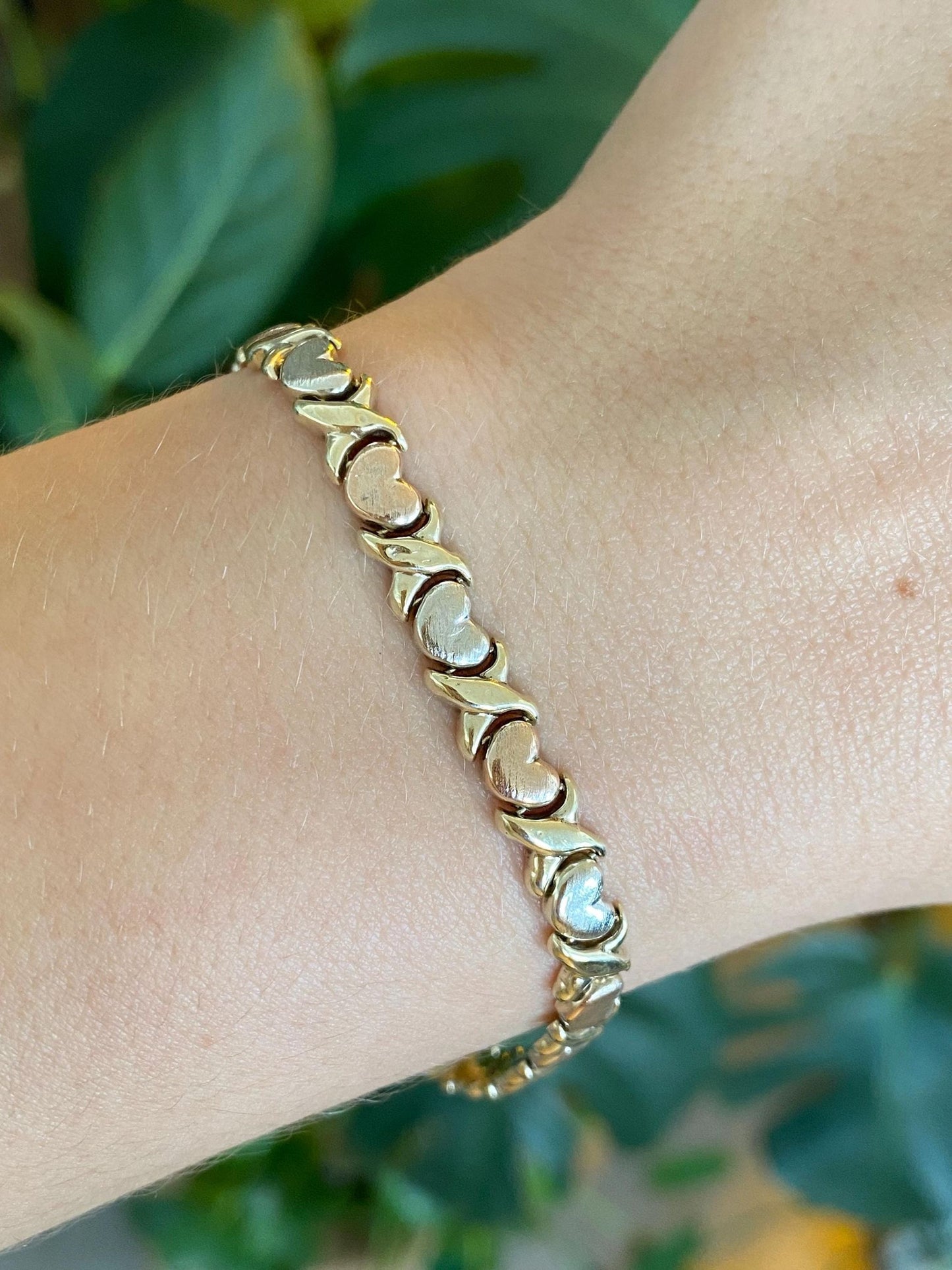 Vintage 14k Tri Tone Gold Hearts X Link Bracelet - 7.25 inches
