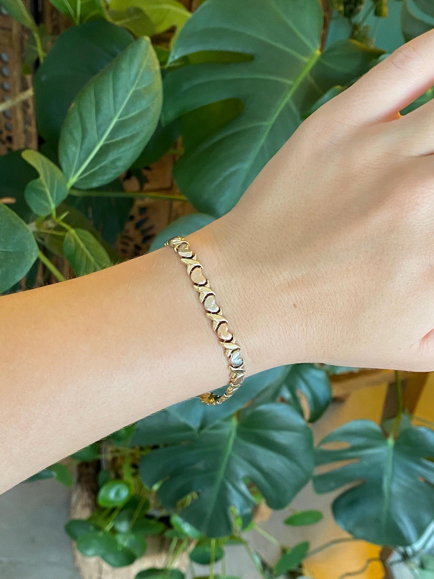 Vintage 14k Tri Tone Gold Hearts X Link Bracelet - 7.25 inches