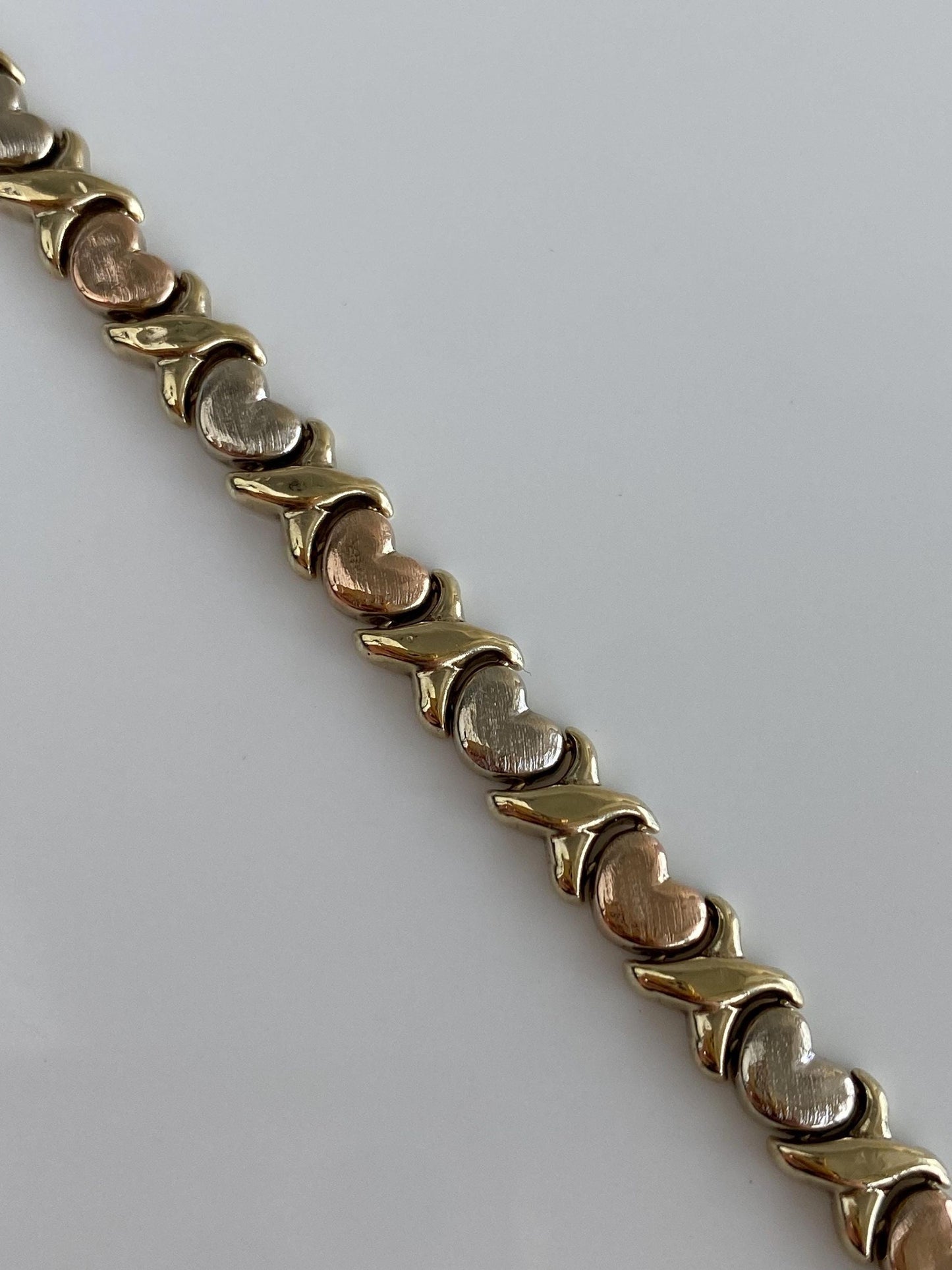 Vintage 14k Tri Tone Gold Hearts X Link Bracelet - 7.25 inches