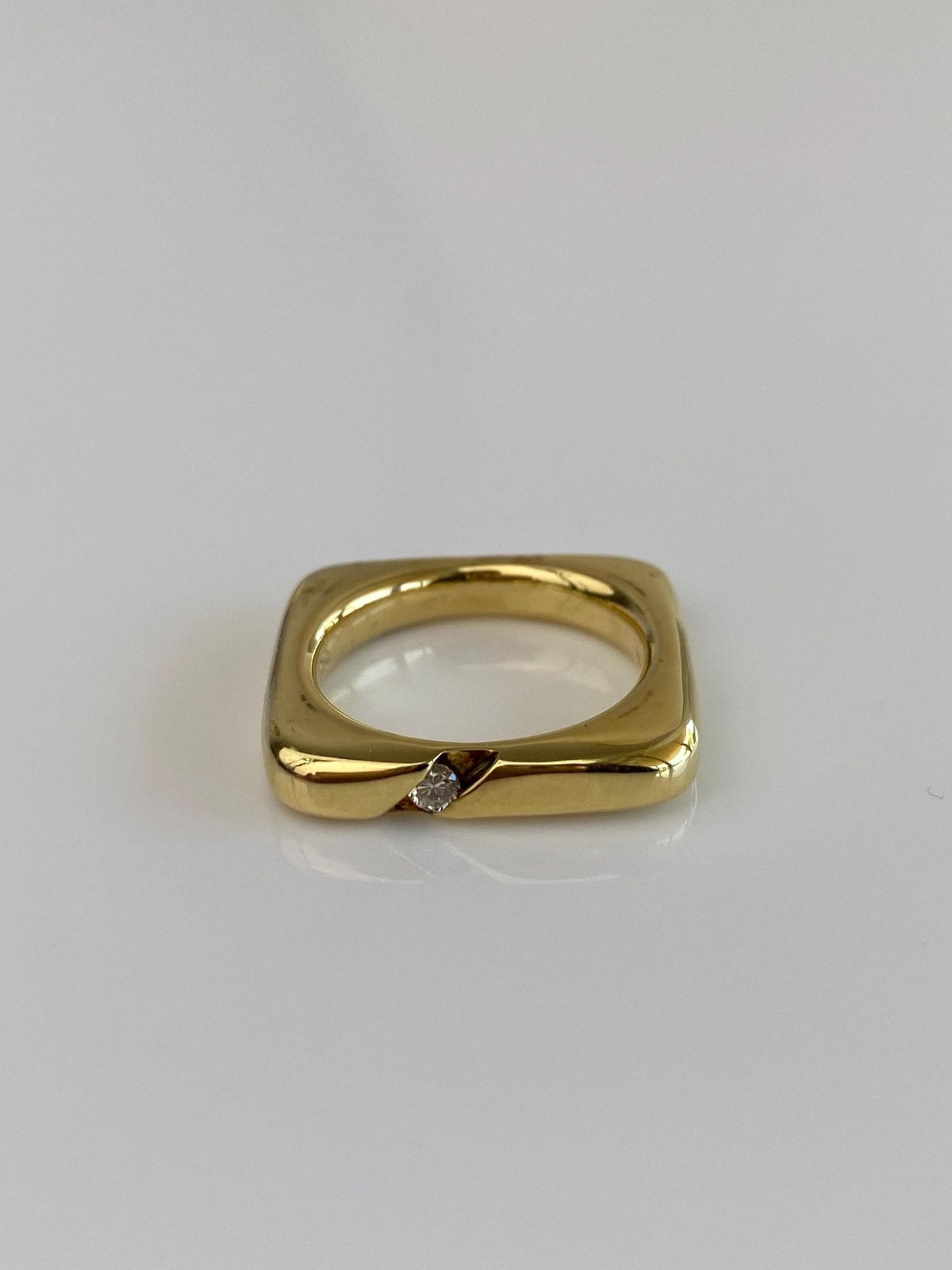 Vintage Solid 18k Yellow Gold Diamond Square Ring Band - Size 5