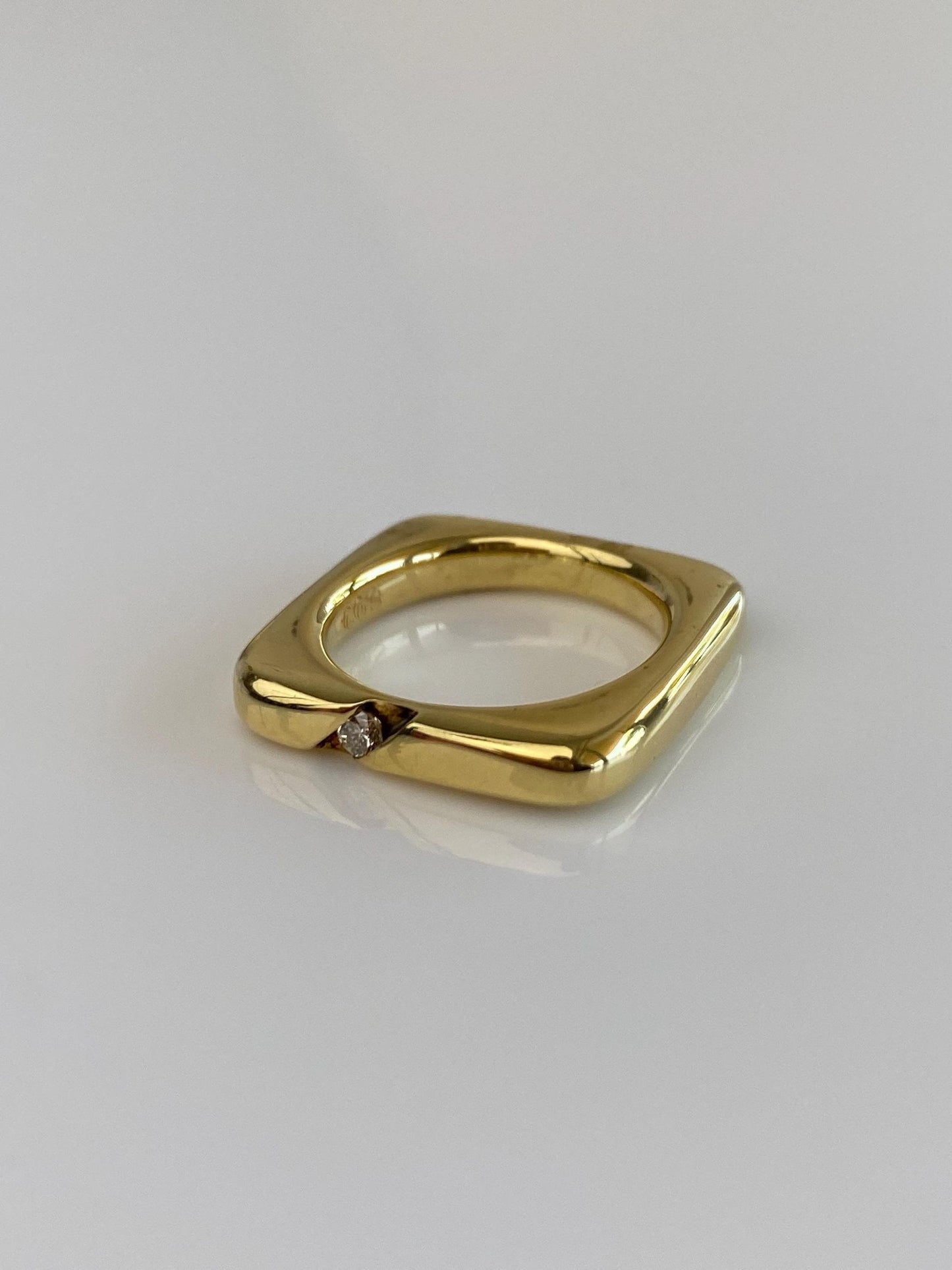 Vintage Solid 18k Yellow Gold Diamond Square Ring Band - Size 5