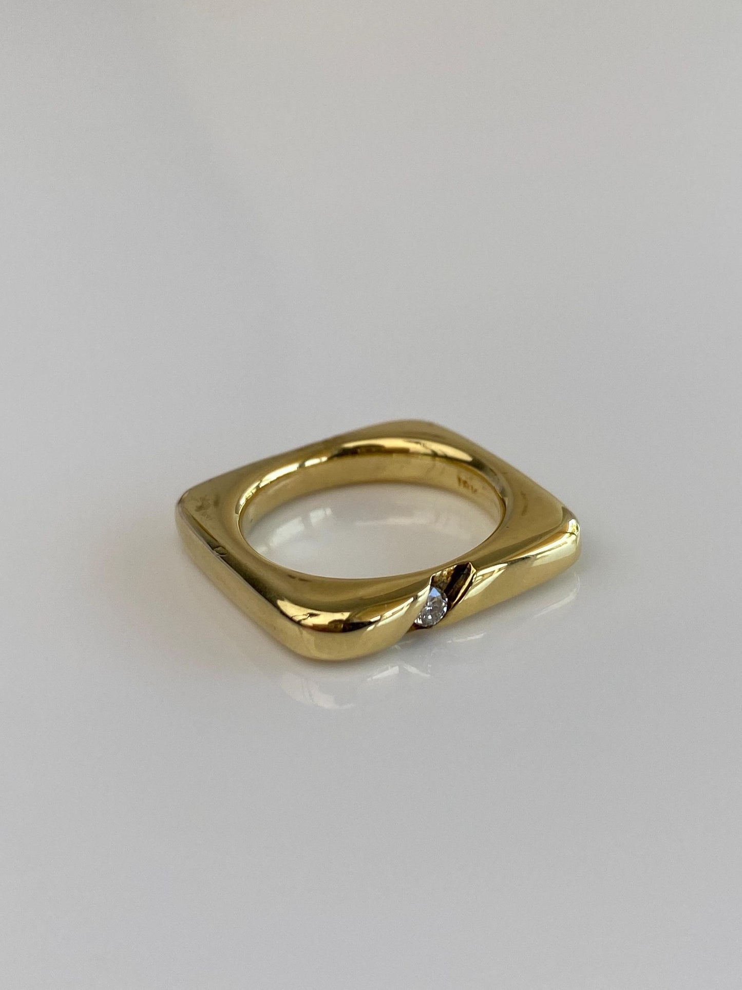 Vintage Solid 18k Yellow Gold Diamond Square Ring Band - Size 5