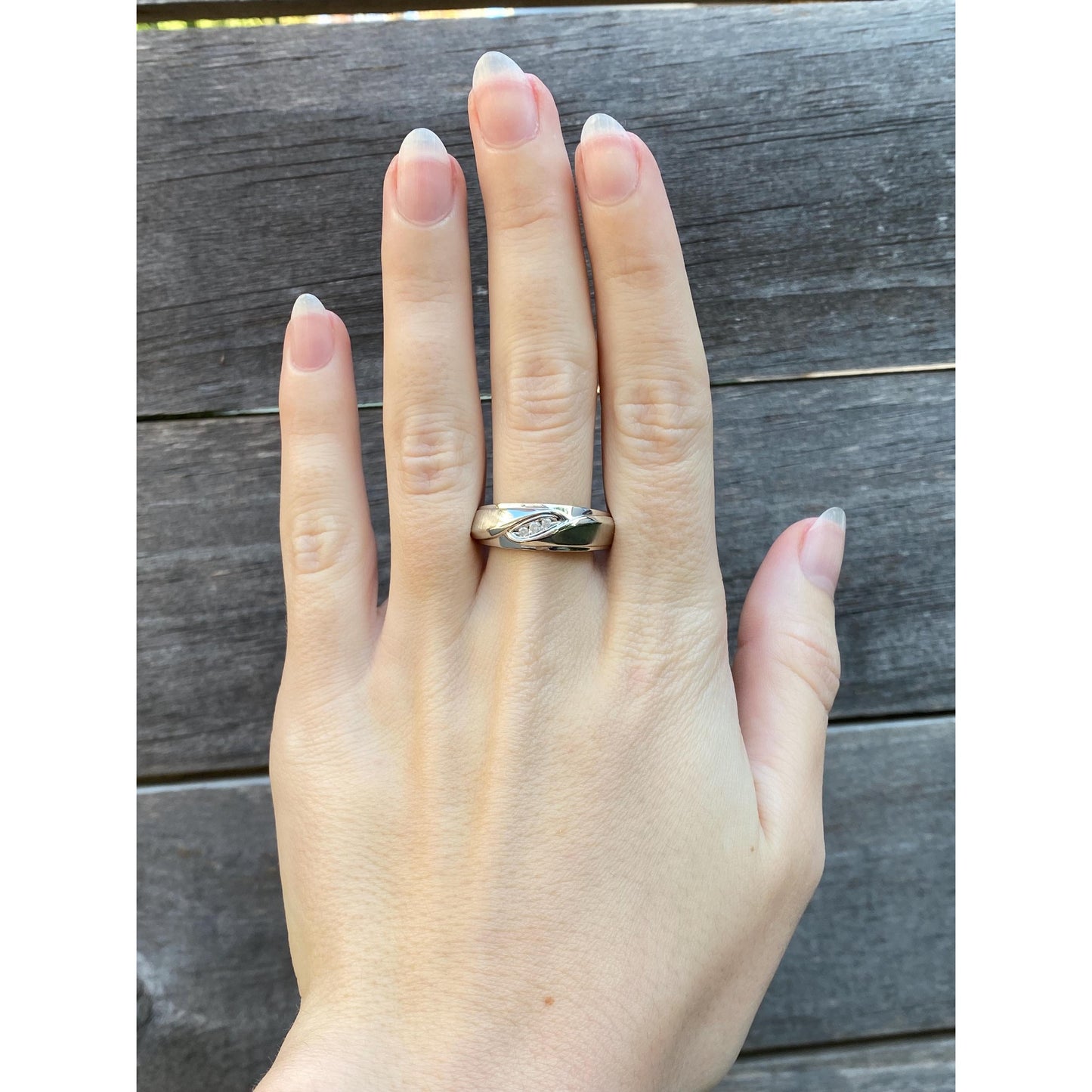 Vintage Solid 10k White Gold Diamond Ring Band - Size 11