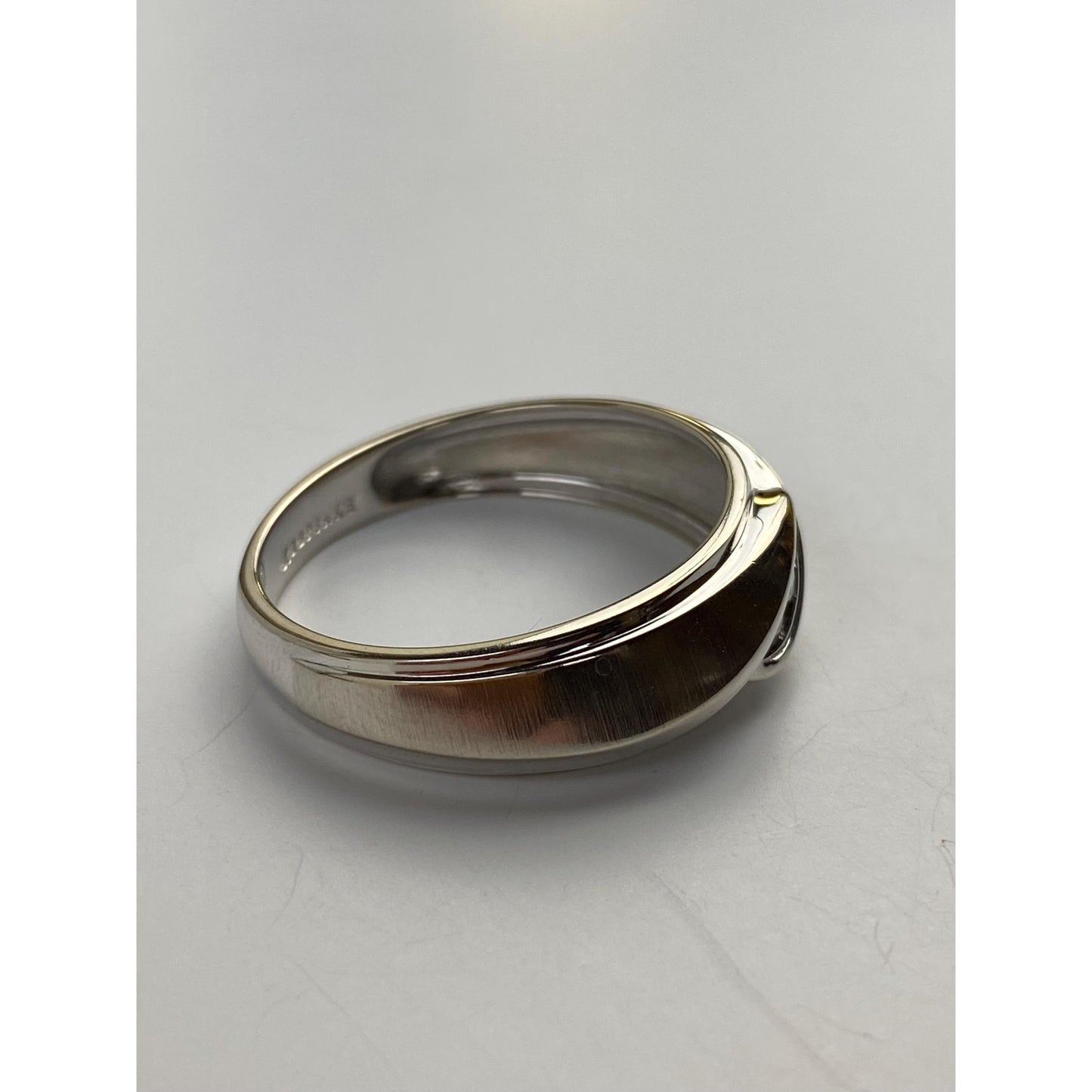 Vintage Solid 10k White Gold Diamond Ring Band - Size 11