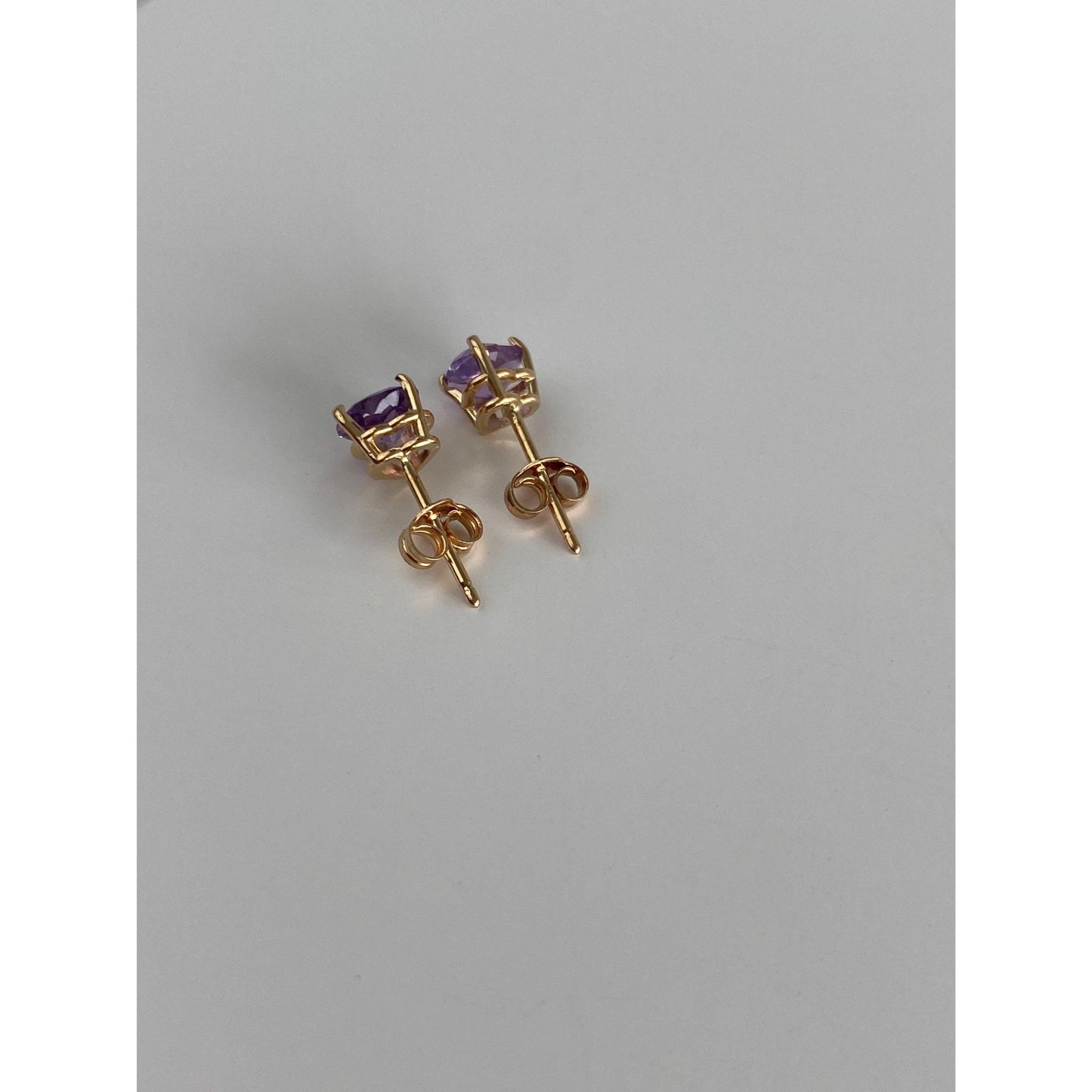 Vintage Solid 14k Yellow Gold Purple Cubic Zirconia Heart Stud Earrings