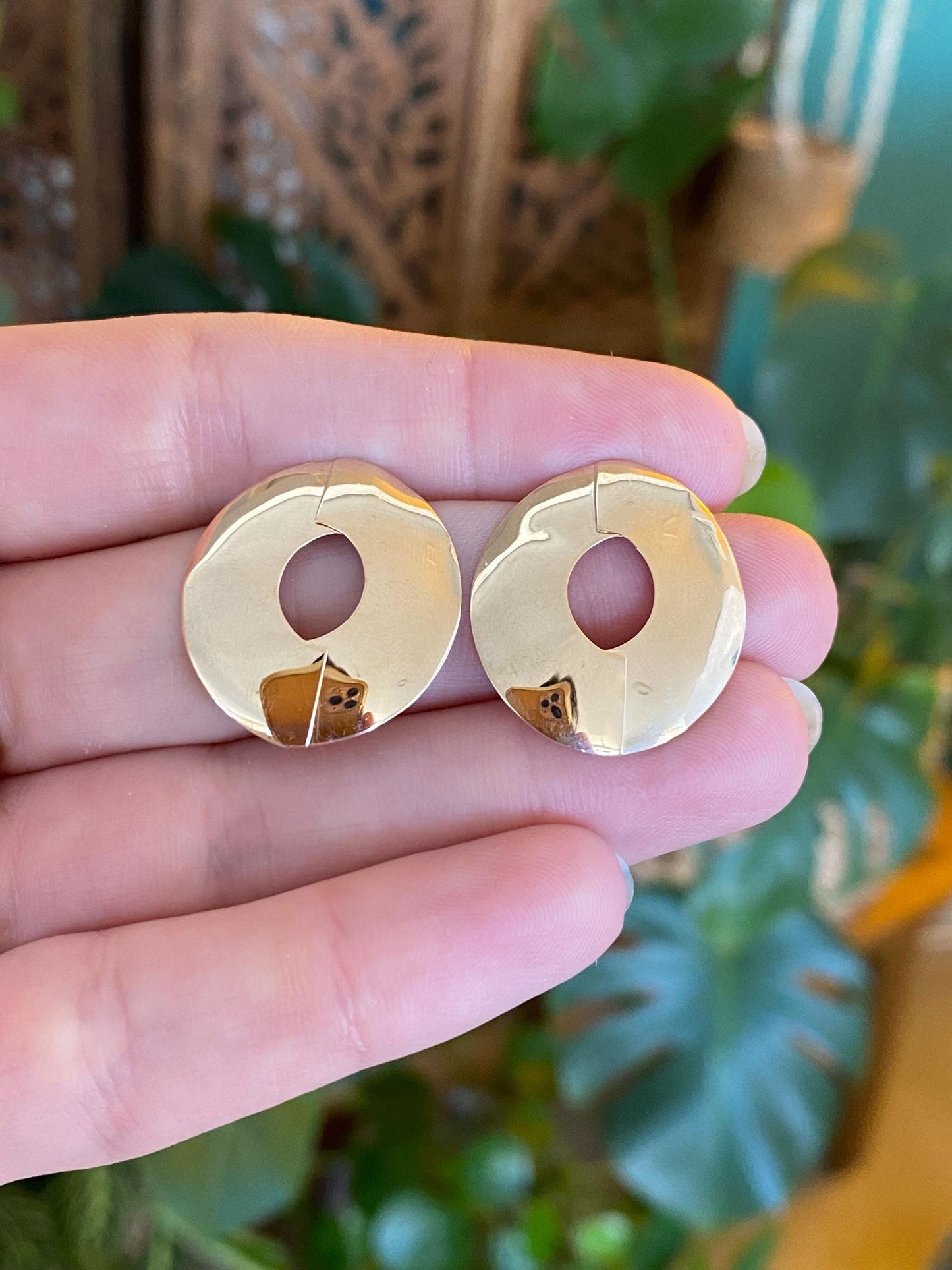 Vintage Solid 14k Yellow Gold Open Oval Stud Earrings