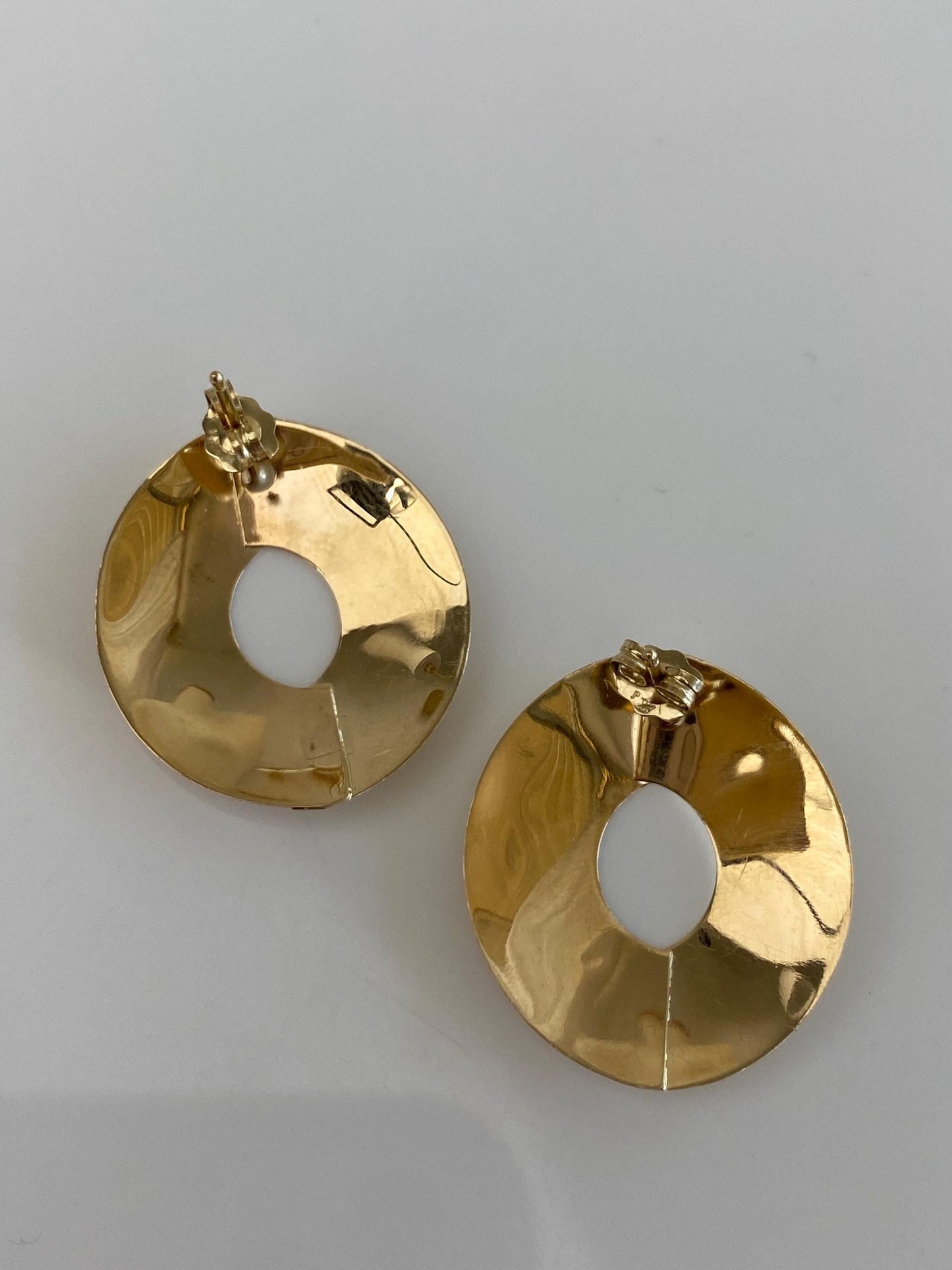 Vintage Solid 14k Yellow Gold Open Oval Stud Earrings