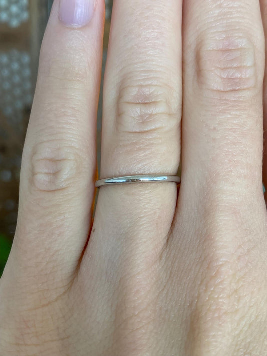 Vintage Solid Platinum Ring Band - Size 5