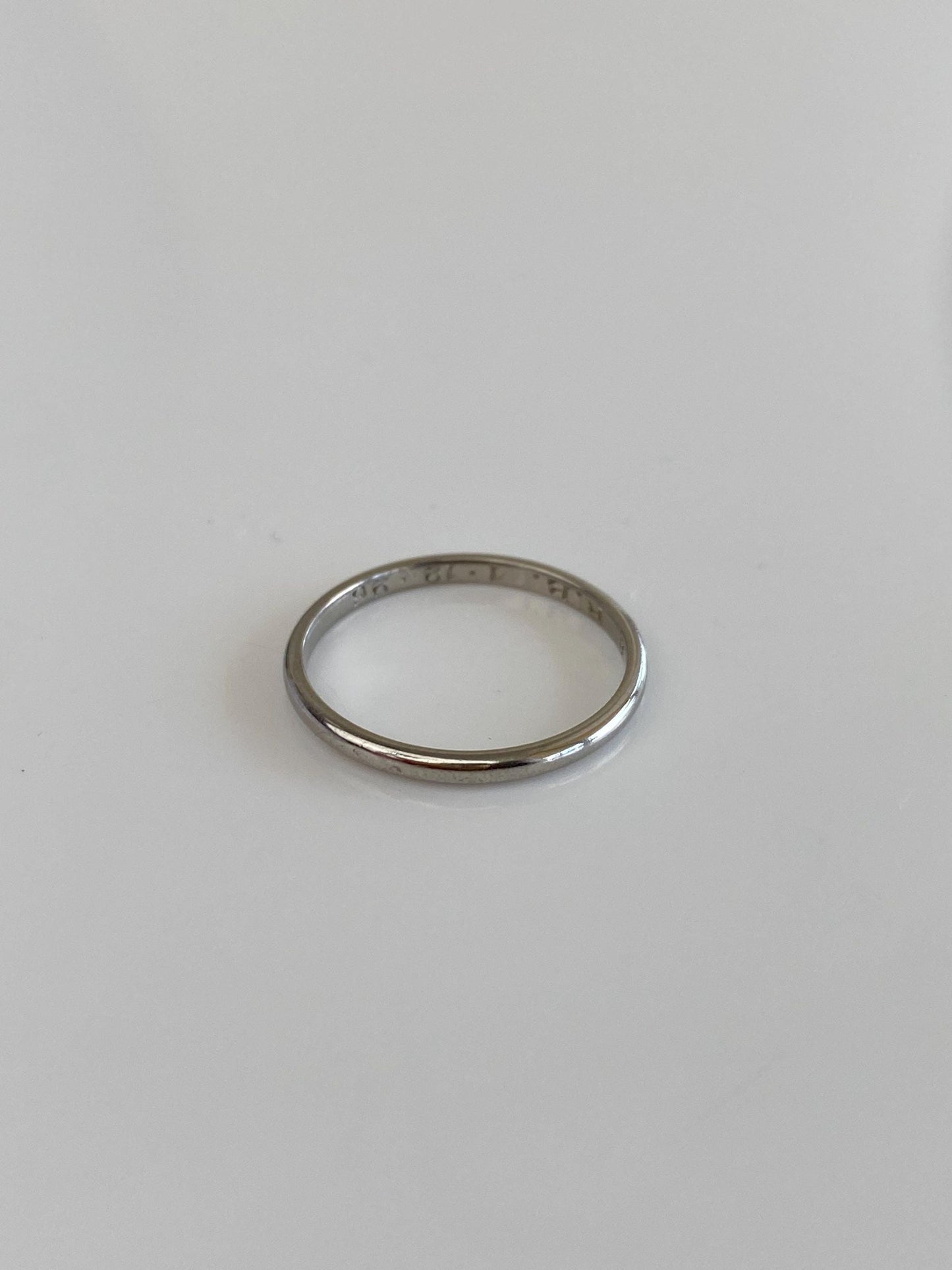 Vintage Solid Platinum Ring Band - Size 5