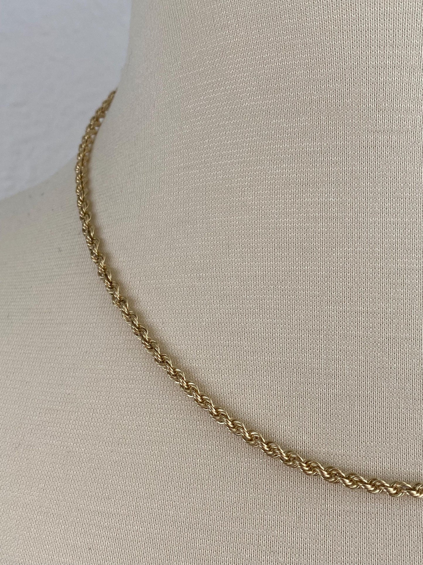 Vintage Solid 14k Yellow Gold Rope Chain Necklace - 18.5 inches