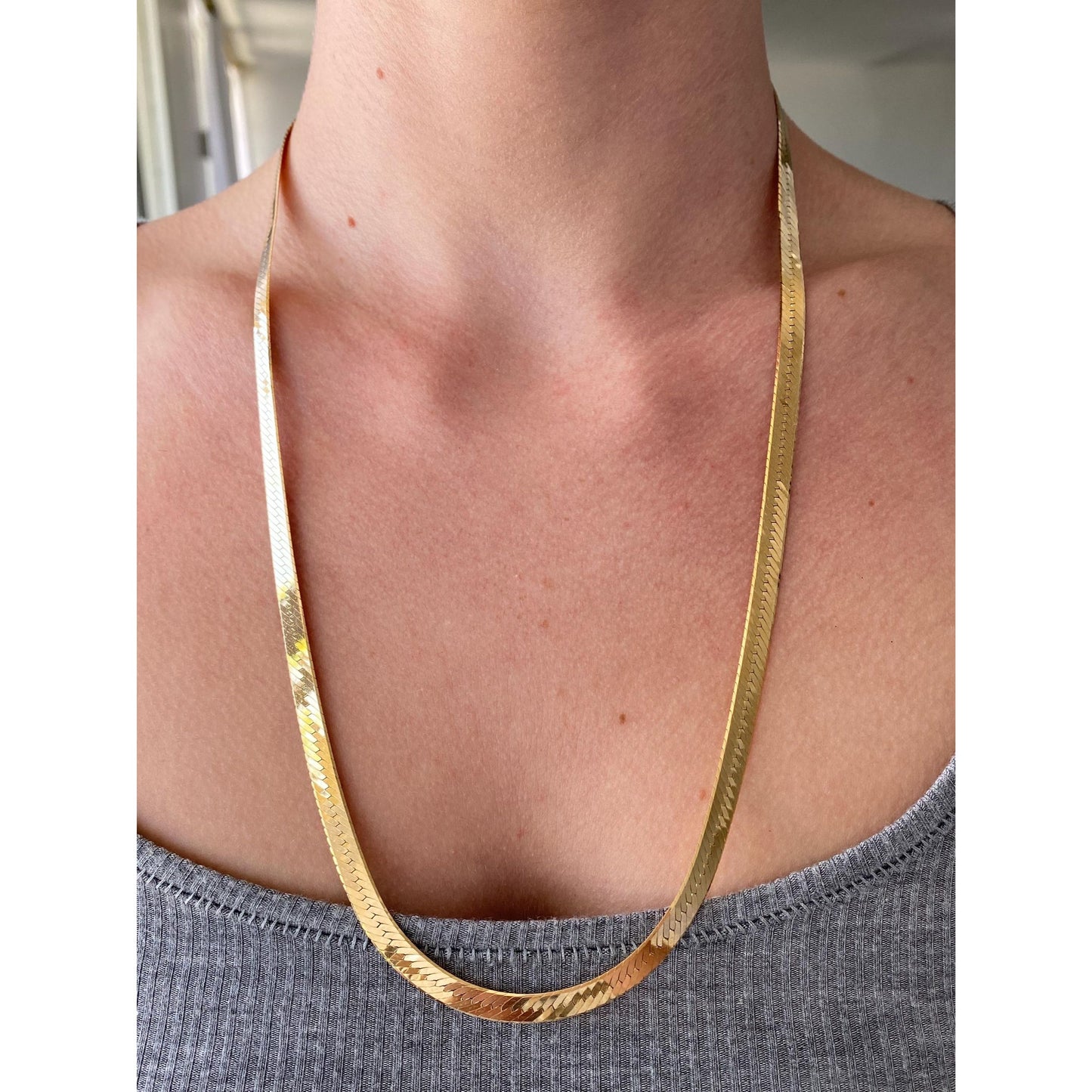 Vintage Solid 14k Yellow Gold Herringbone Chain Necklace - 24 inches