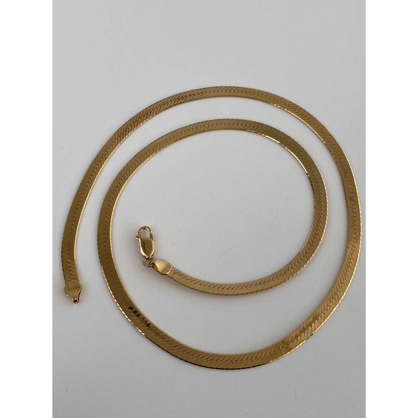 Vintage Solid 14k Yellow Gold Herringbone Chain Necklace - 24 inches