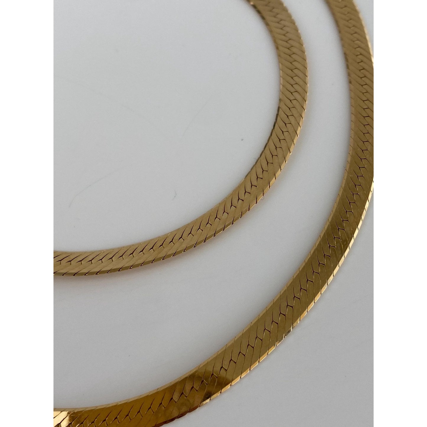 Vintage Solid 14k Yellow Gold Herringbone Chain Necklace - 24 inches