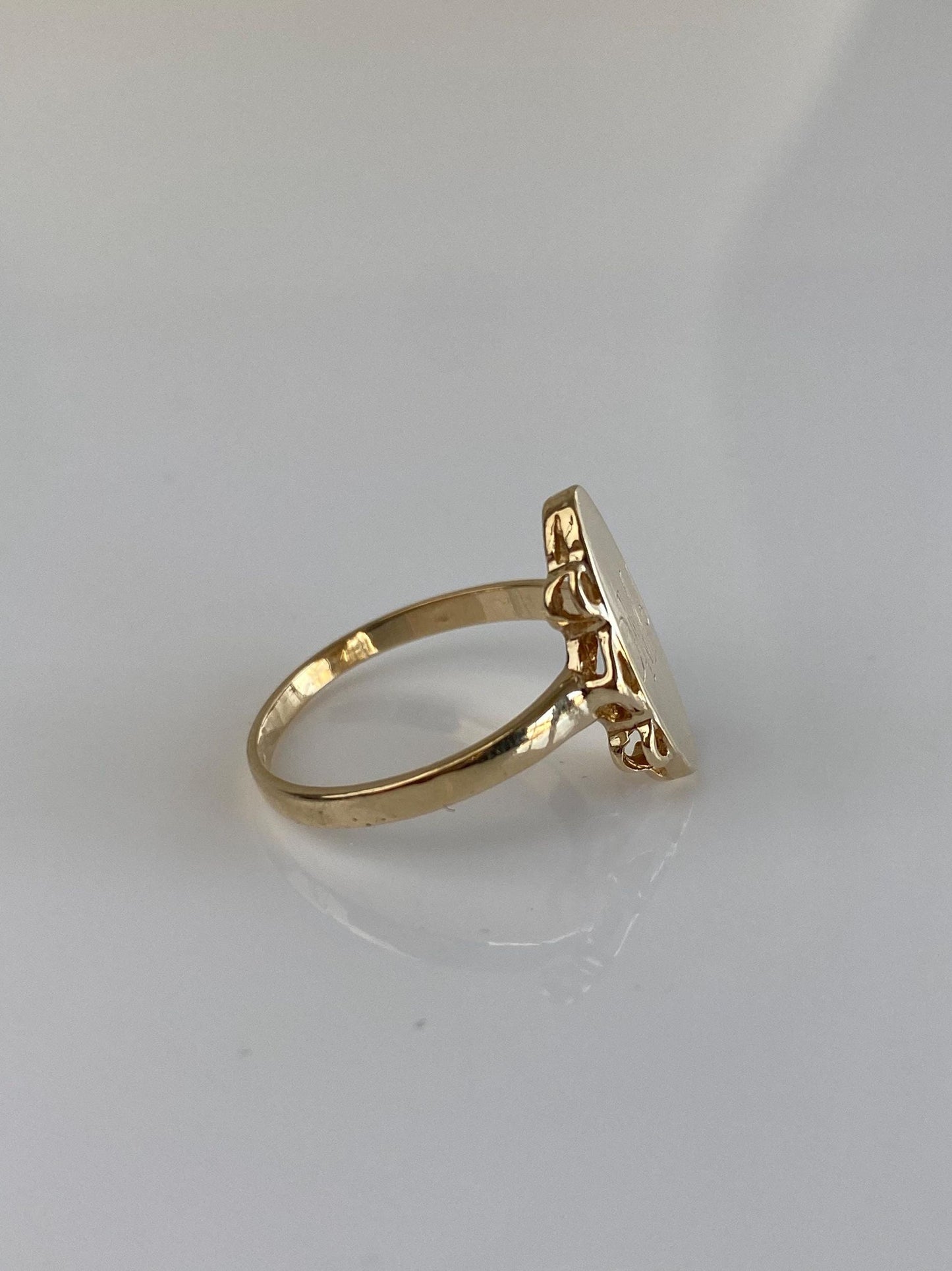 Vintage Solid 10k Yellow Gold Monogram Signet Ring - Size 5.5