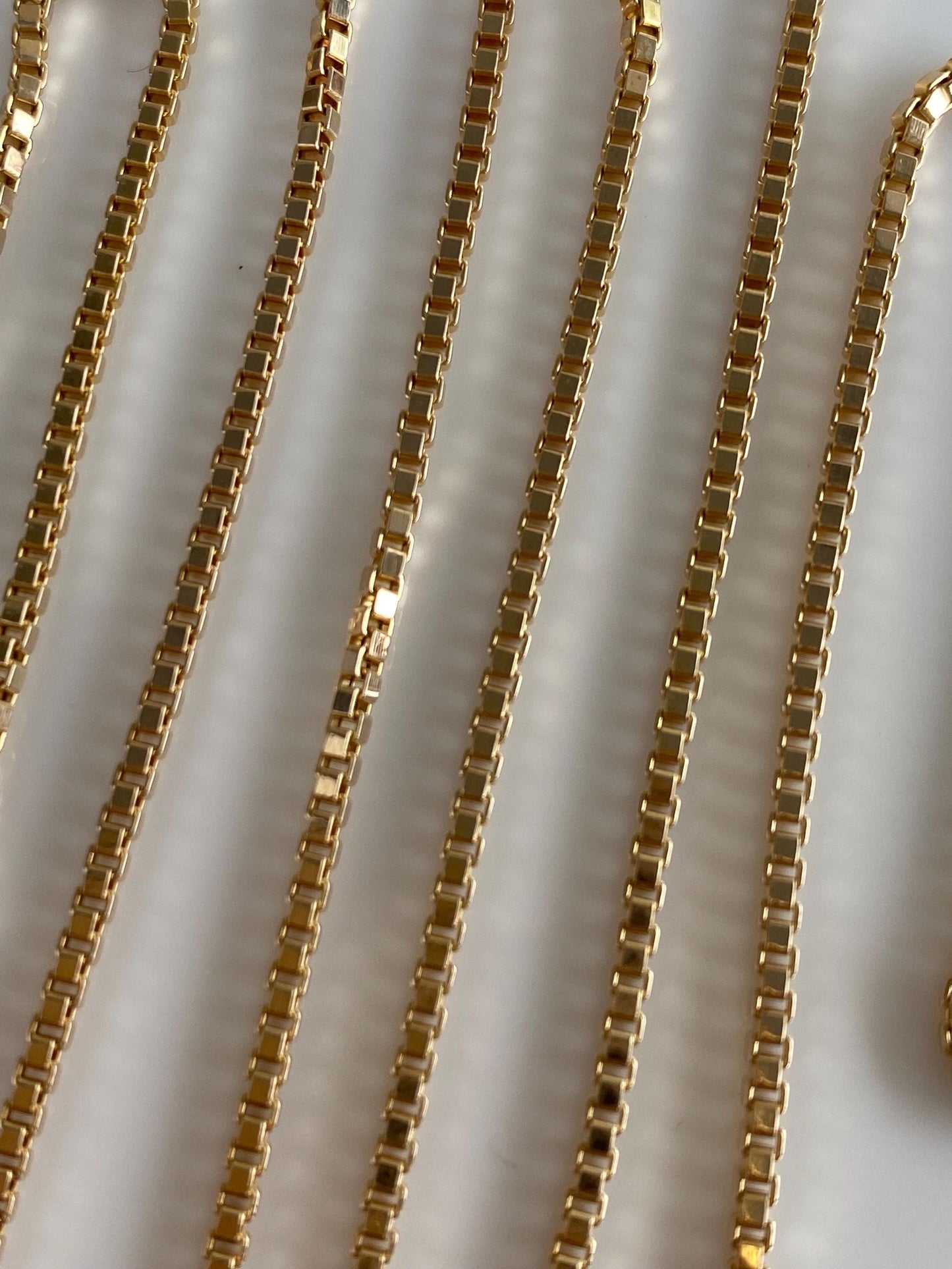 Vintage 14k Yellow Gold Chunky Box Chain Necklace - 23.75 inches