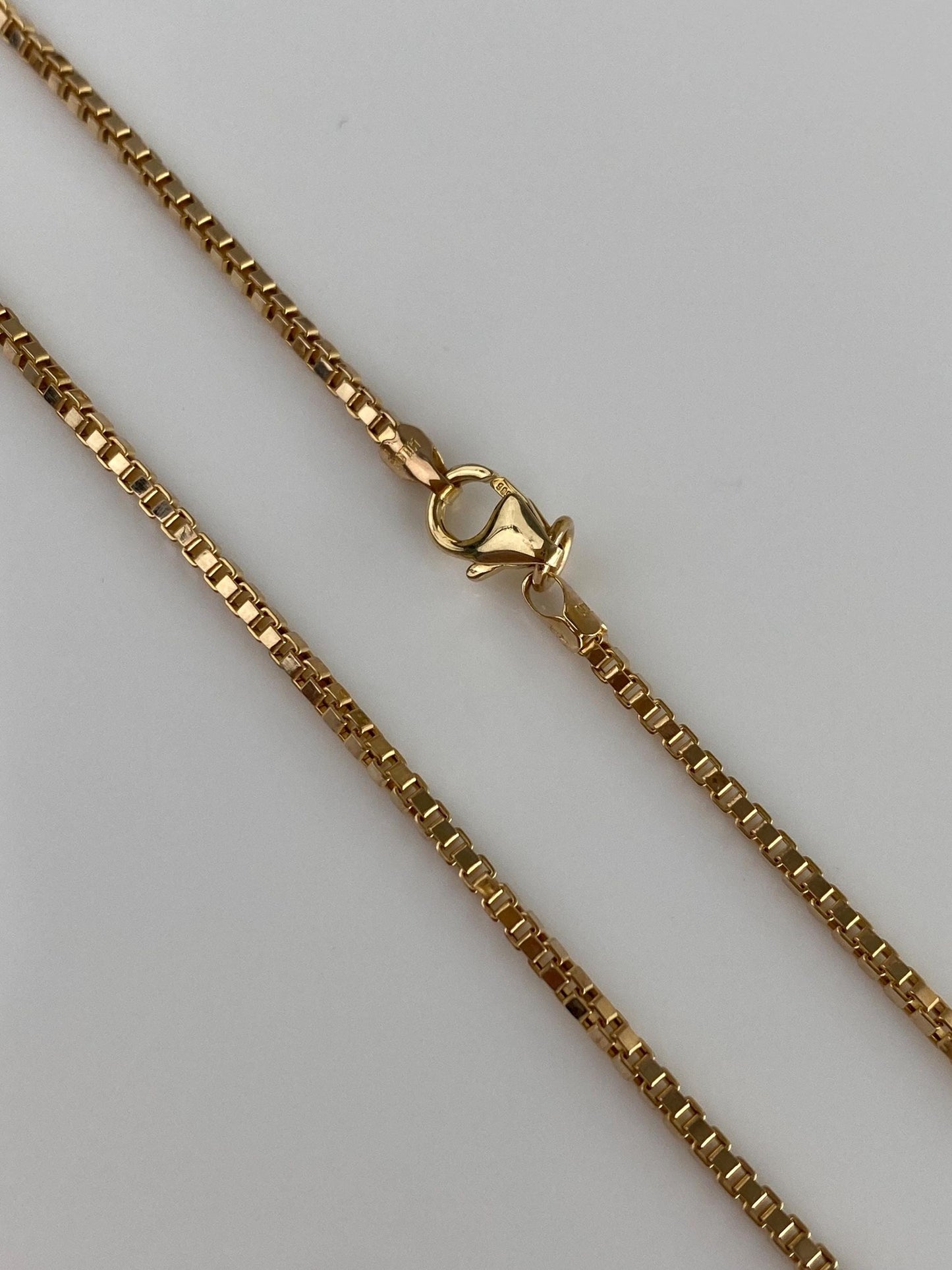 Vintage 14k Yellow Gold Chunky Box Chain Necklace - 23.75 inches