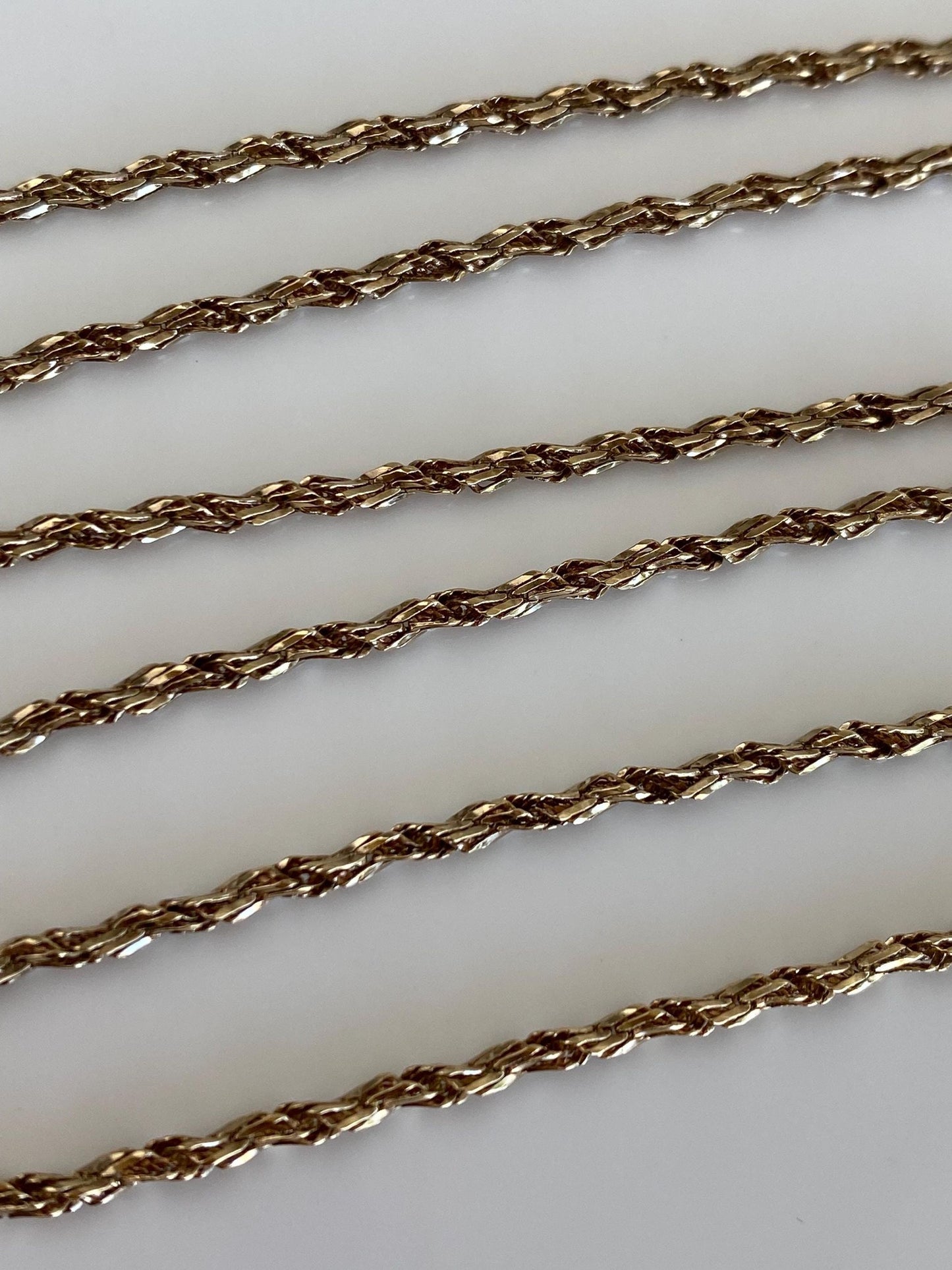 Vintage Solid 14k Yellow Gold Twist Style Chain Necklace - 20.25 inches