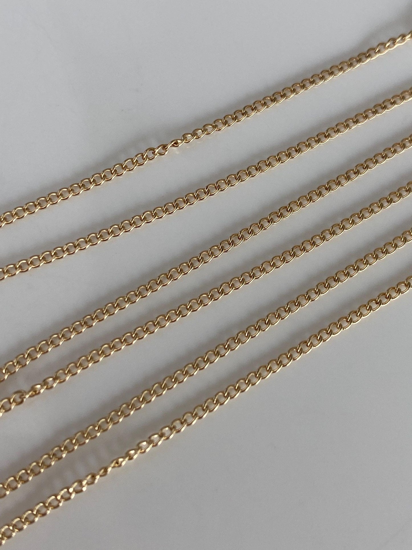 Vintage Solid 14k Yellow Gold Dainty Curb Chain Necklace - 17.5 inches