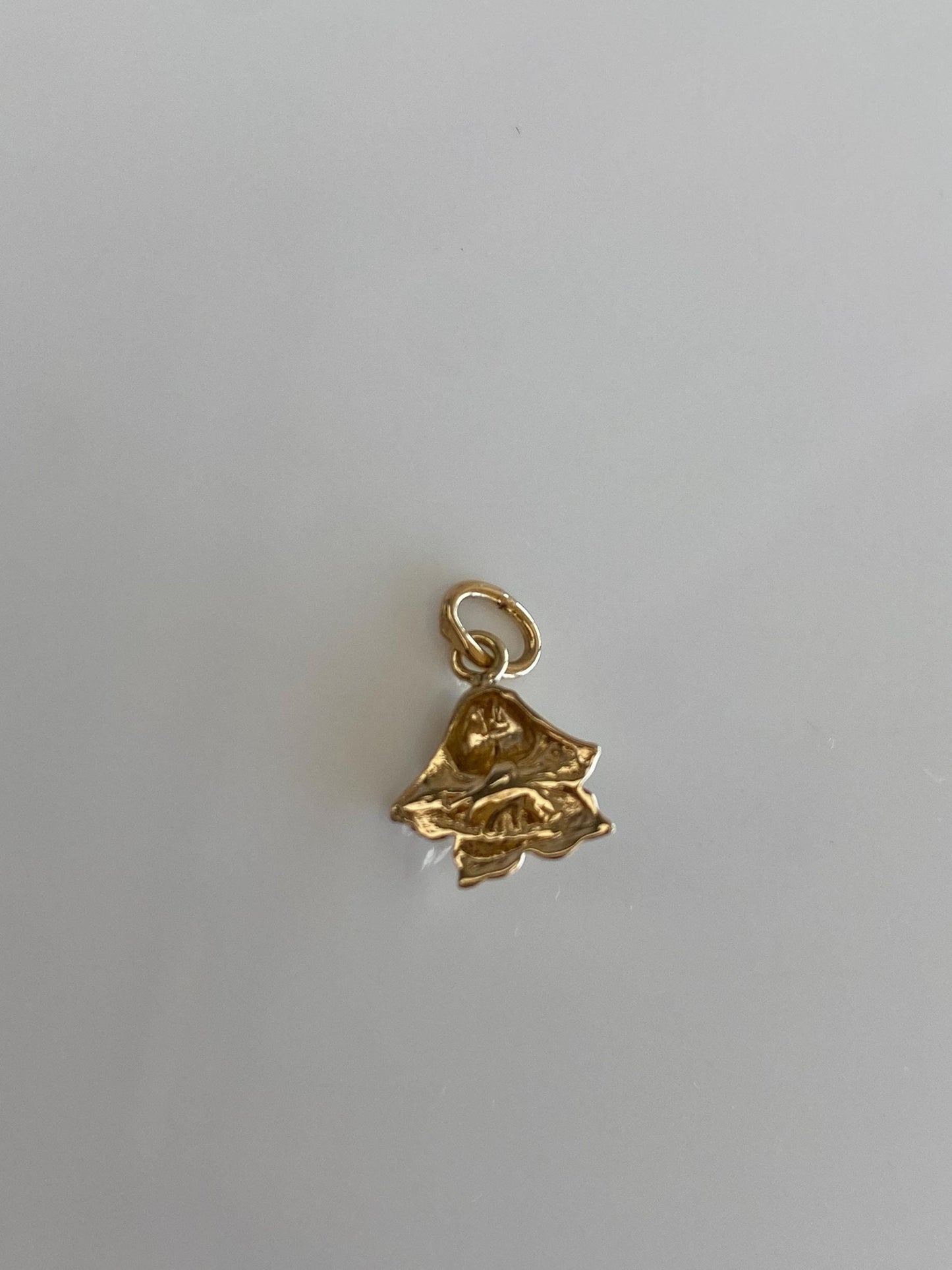 Vintage Solid 14k Yellow Gold Pearl Leaf Charm