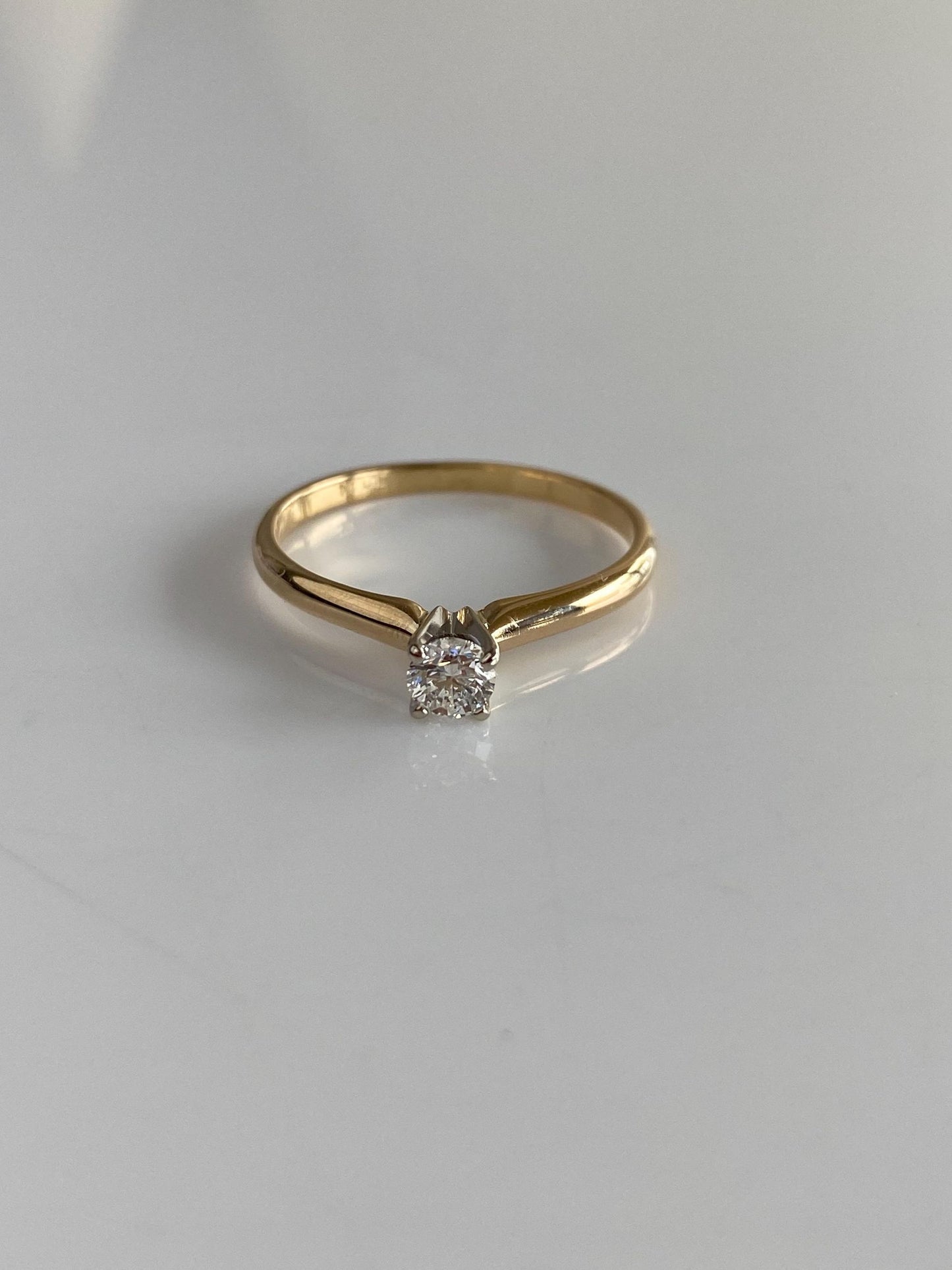 Vintage Solid 14k White & Yellow Gold Diamond Solitaire Ring - Size 8.75