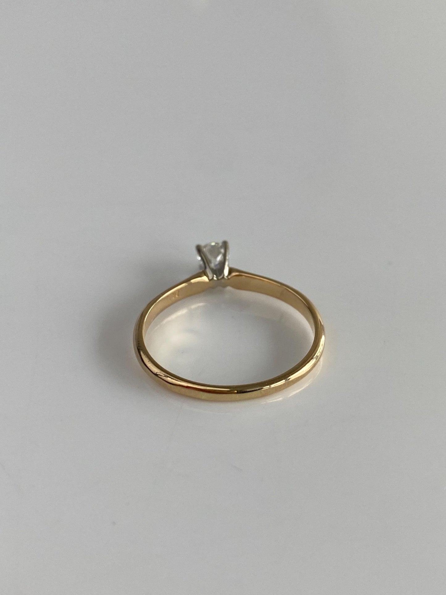 Vintage Solid 14k White & Yellow Gold Diamond Solitaire Ring - Size 8.75