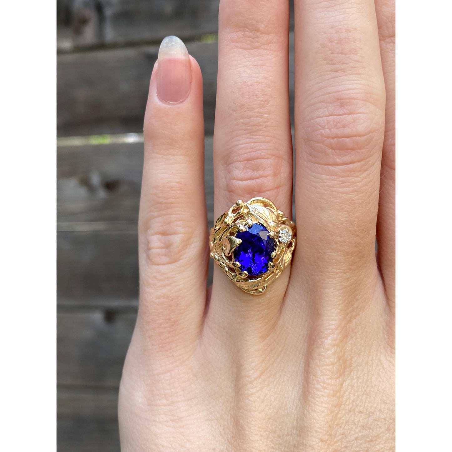 Vintage Solid 14k Yellow Gold Diamond Dark Blue Quartz Ring - Size 5.5