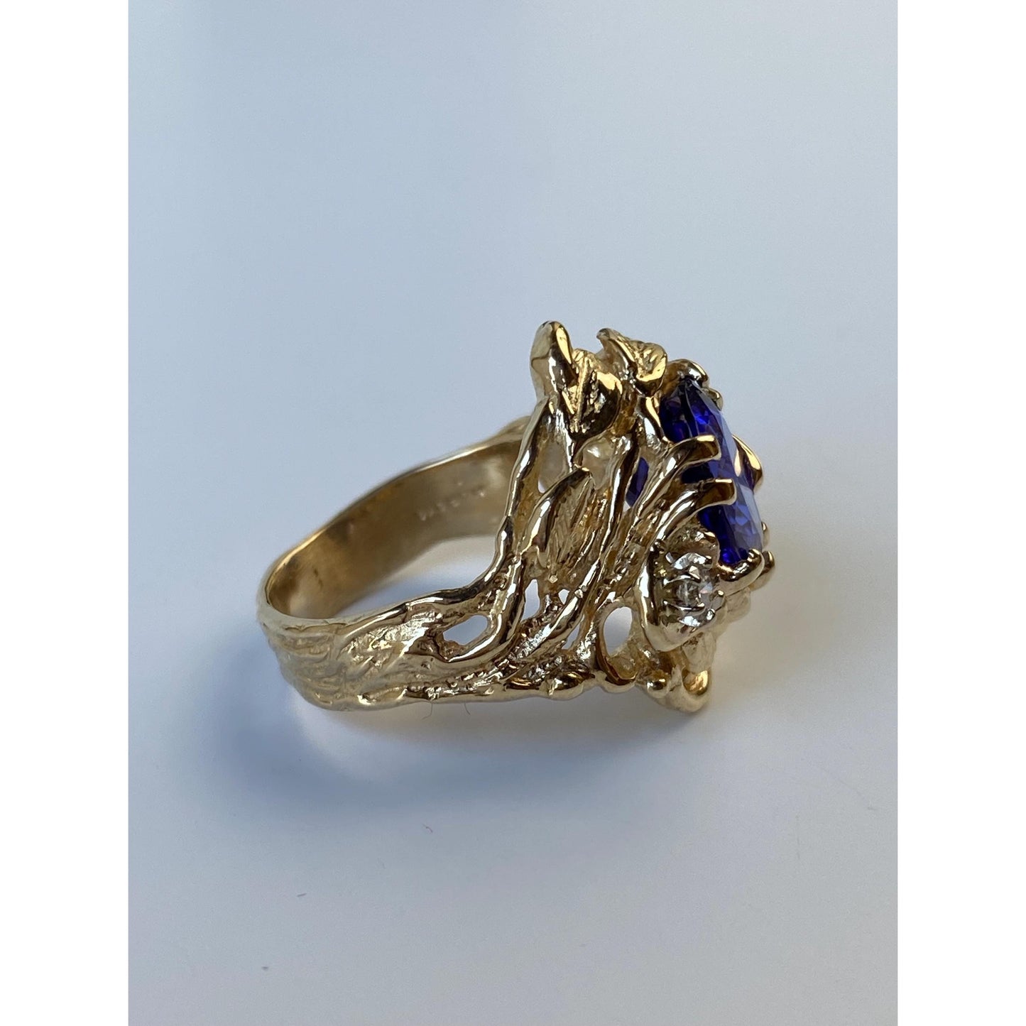 Vintage Solid 14k Yellow Gold Diamond Dark Blue Quartz Ring - Size 5.5
