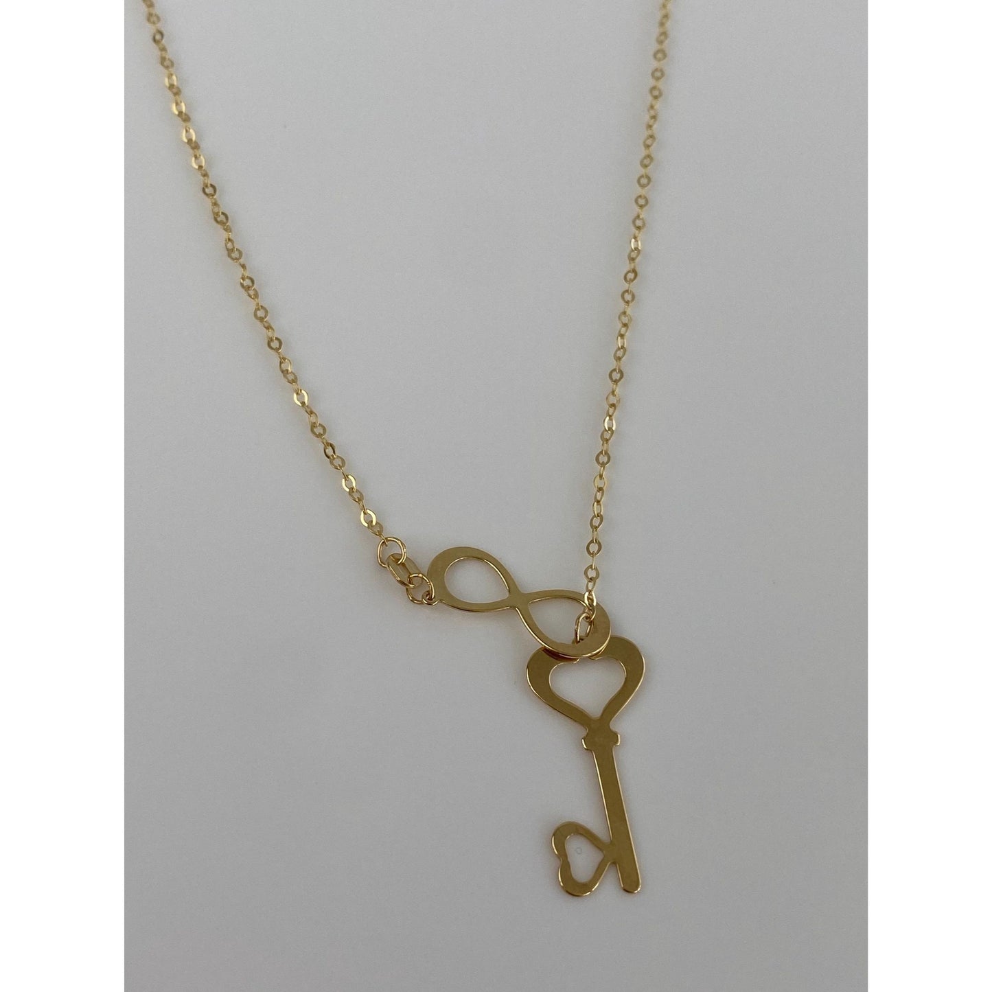 Vintage Solid 10k Yellow Gold Cable Link Key Lariat Necklace - 27.5 inches