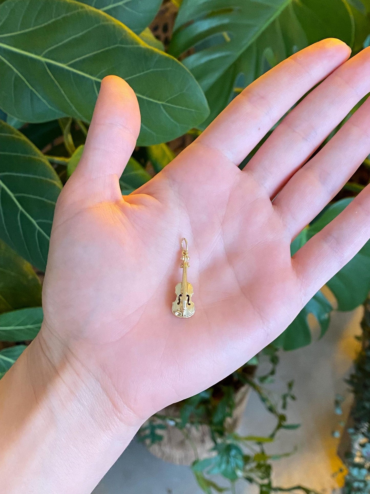Vintage 14k Yellow Gold Violin Charm