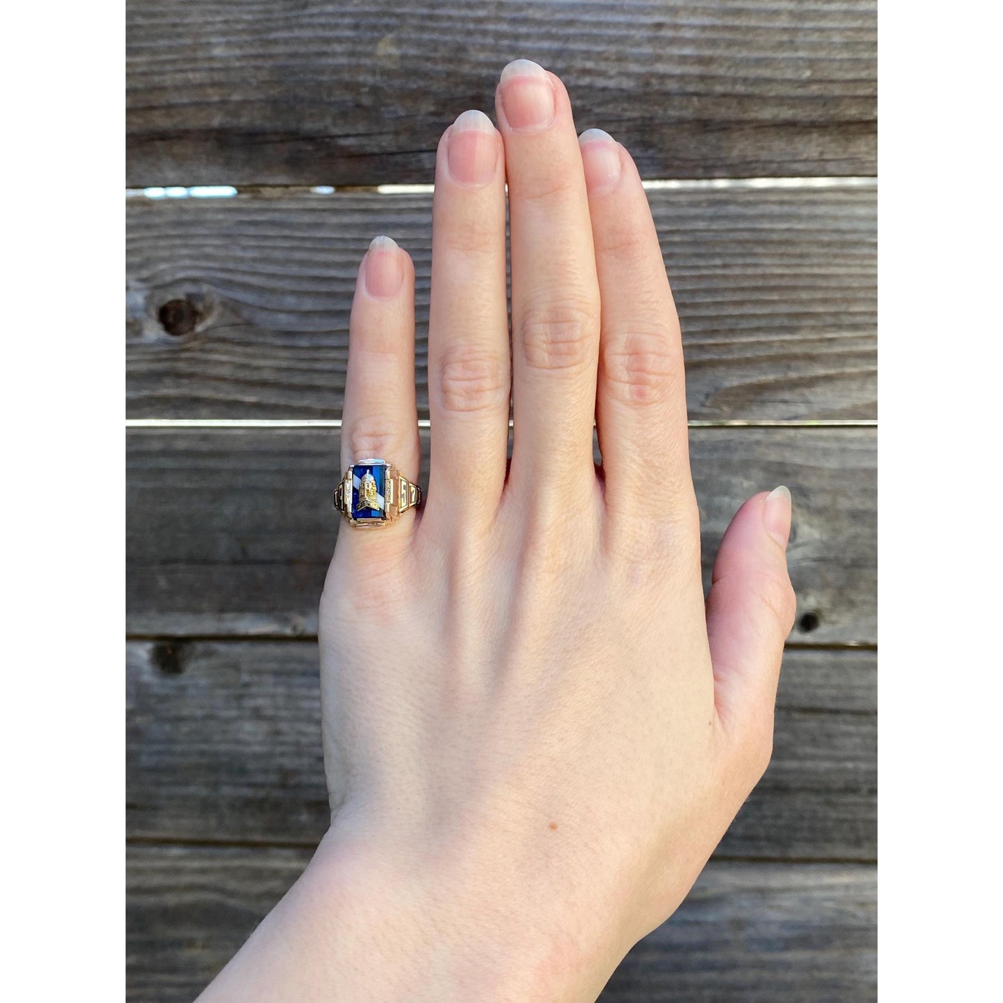 Vintage Solid 10k Yellow Gold Blue Spinel Pittsfield 1957 Class Ring - Size 4