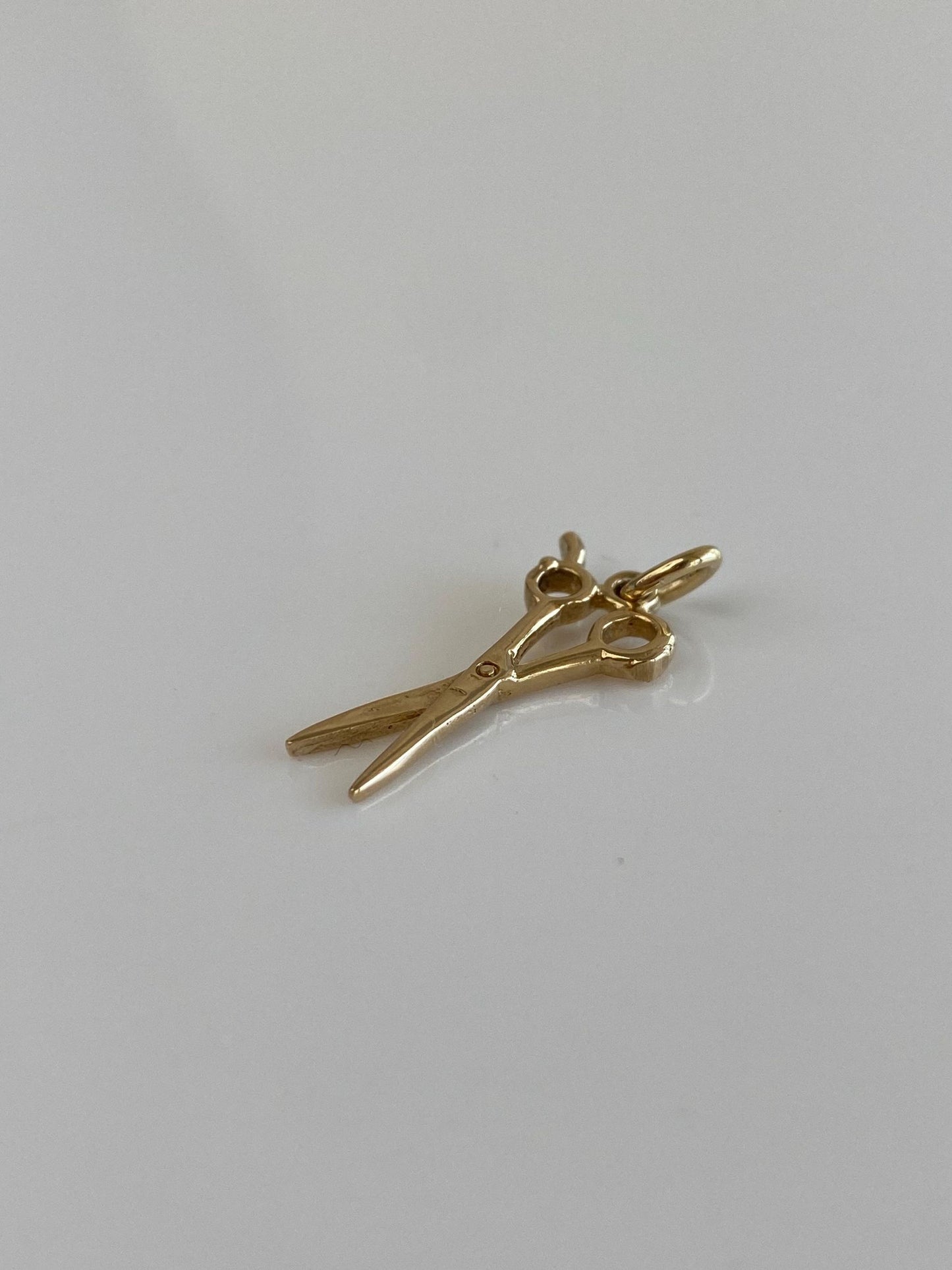 Vintage Solid 14k Yellow Gold Scissors Charm