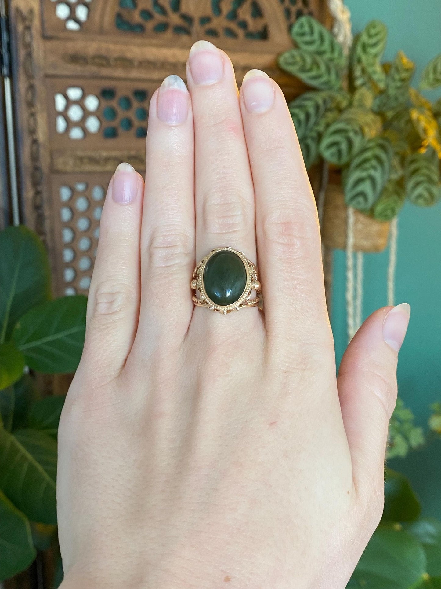 Vintage Solid 14k Yellow Gold Nephrite Jade Ring - Size 5.25