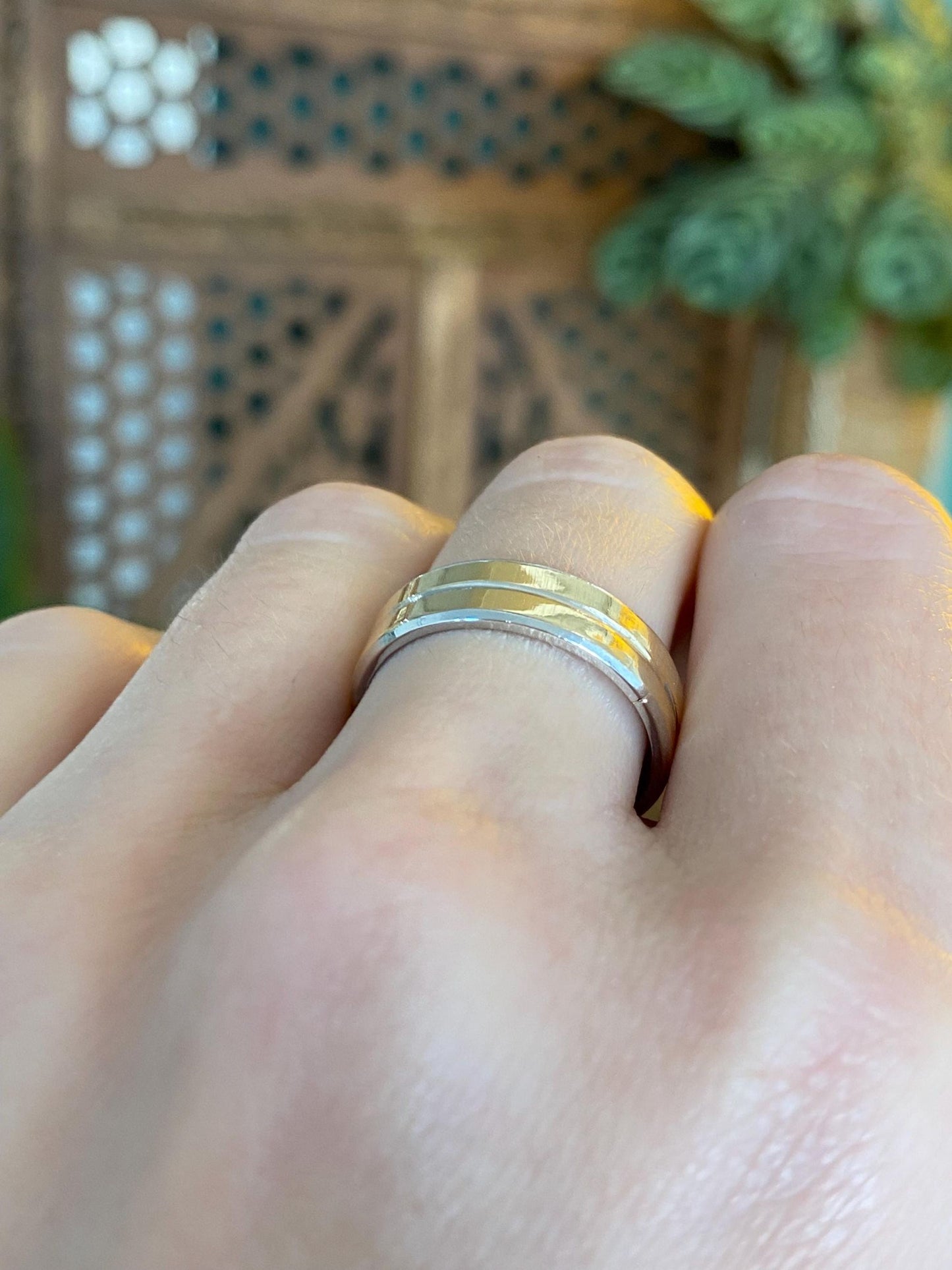 Vintage Solid 14k Yellow Gold & Platinum Ring Band - Size 7.75