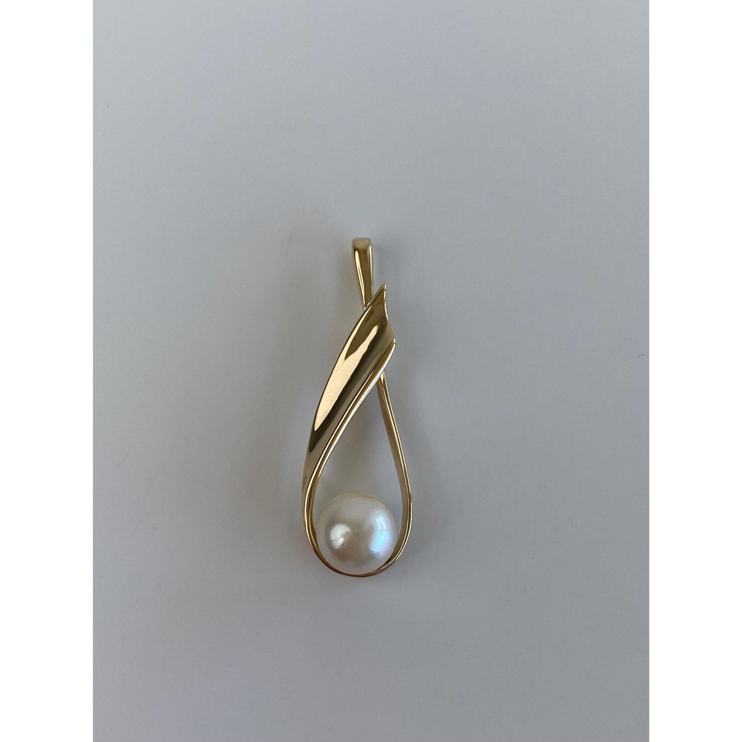 Vintage Solid 14k Yellow Gold Pearl Swoop Slide Charm