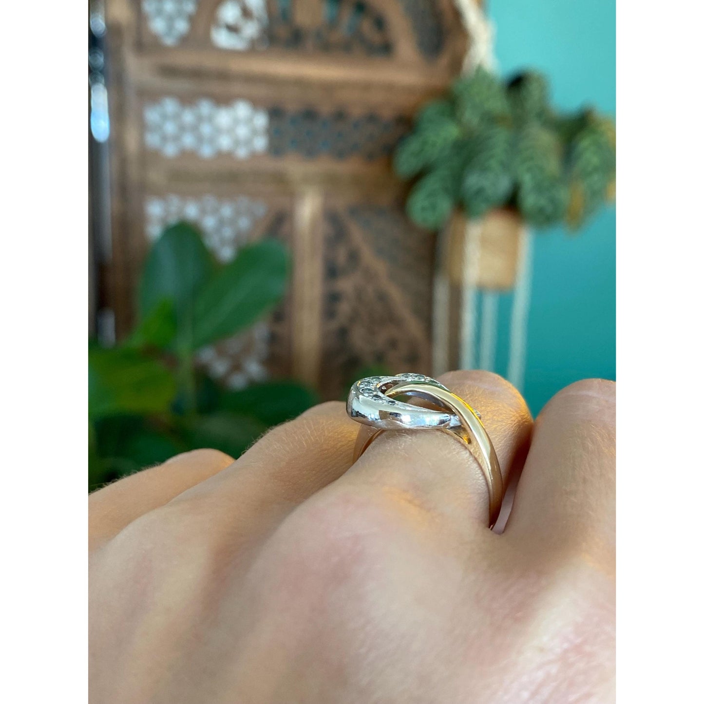 Vintage Solid 14k White & Yellow Gold Diamond Heart Buckle Ring - Size 6.5