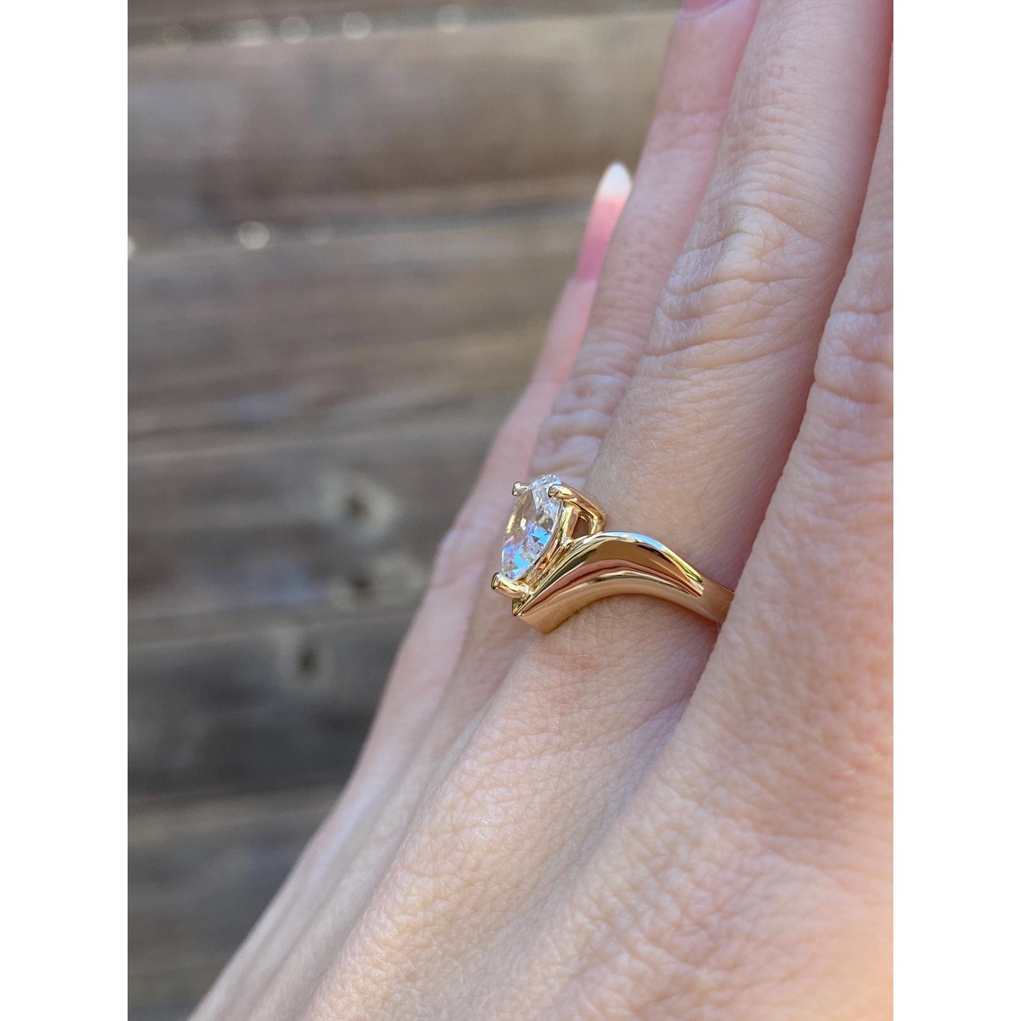 Solid 14k Yellow Gold Cubic Zirconia Teardrop Ring - Size 8.75
