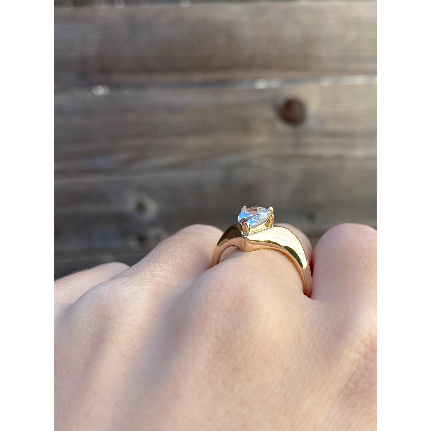 Solid 14k Yellow Gold Cubic Zirconia Teardrop Ring - Size 8.75