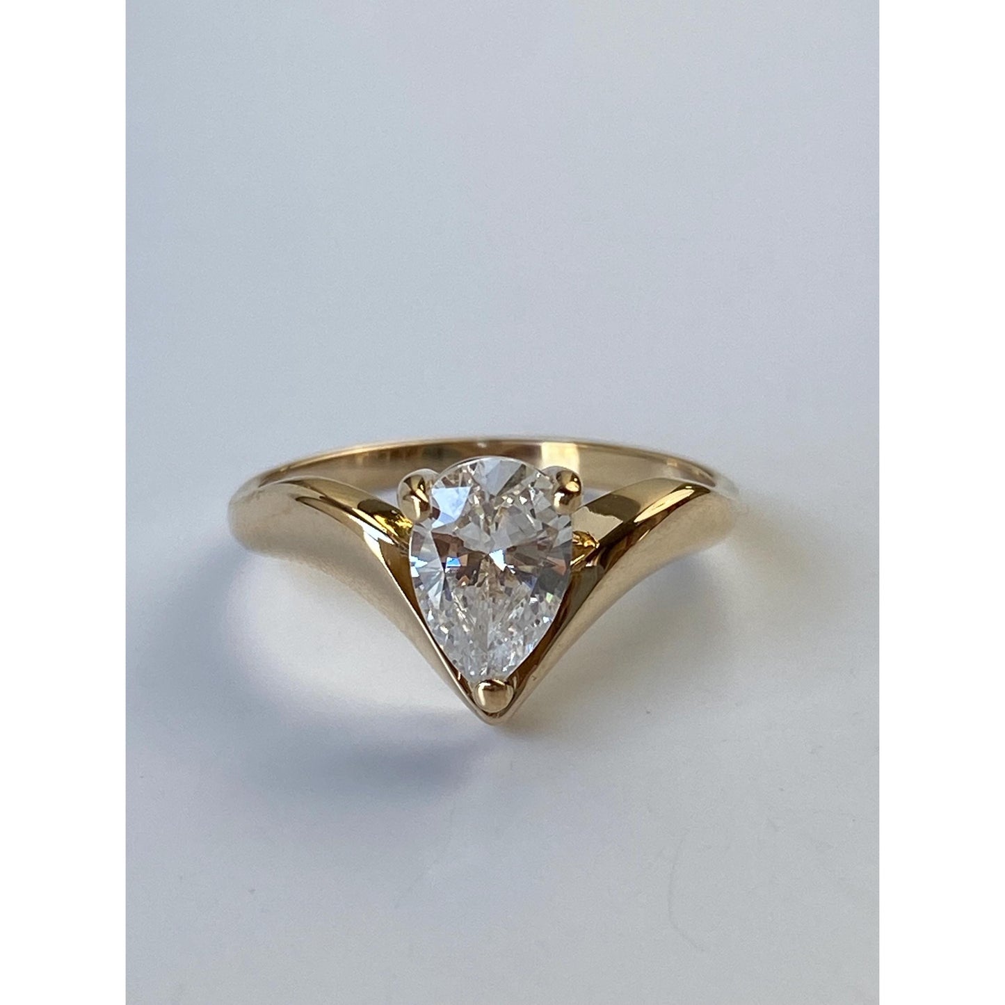 Solid 14k Yellow Gold Cubic Zirconia Teardrop Ring - Size 8.75