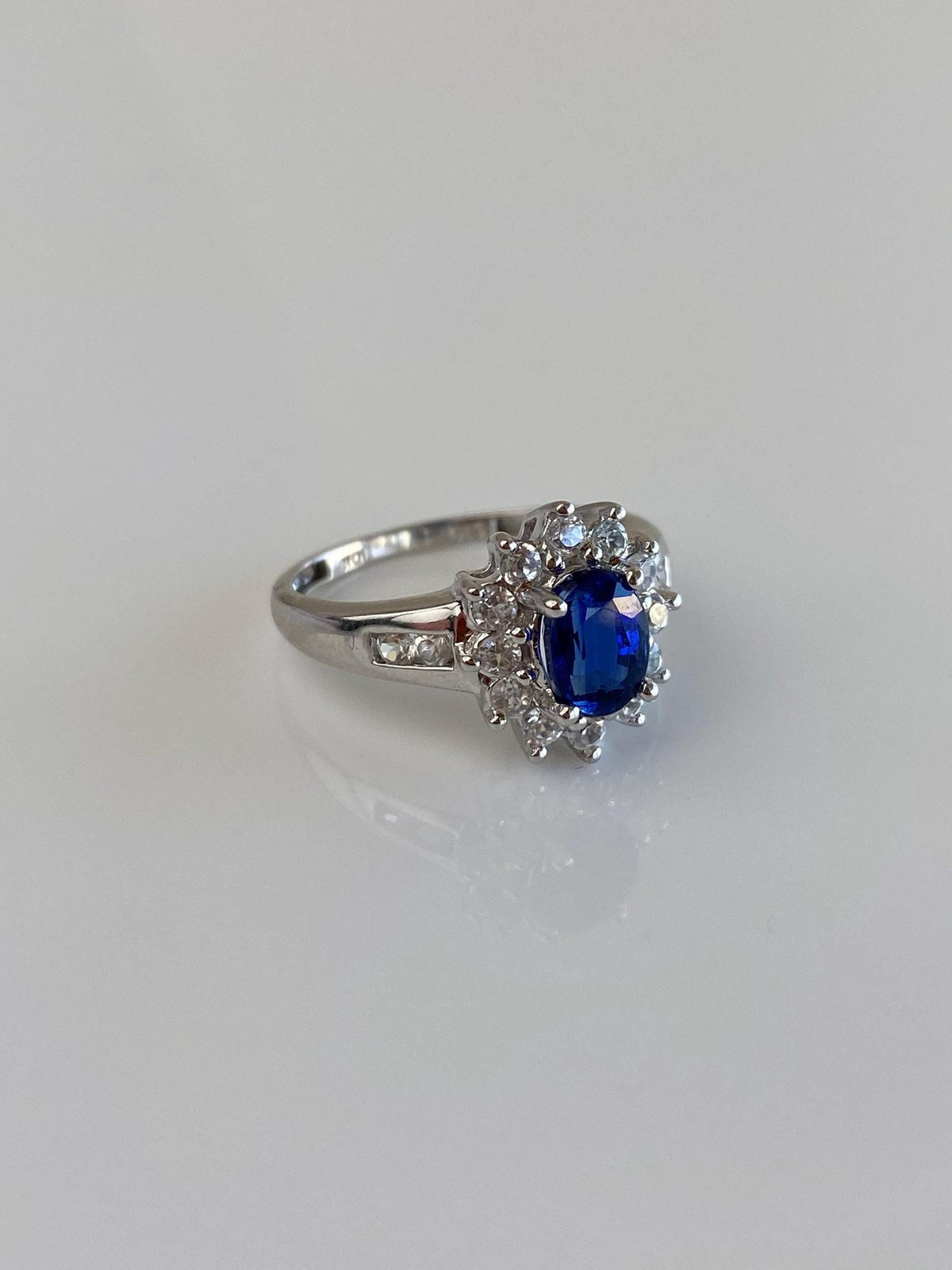 Vintage Solid 10k White Gold Blue Sapphire Clear Spinel Halo Ring - Size 7