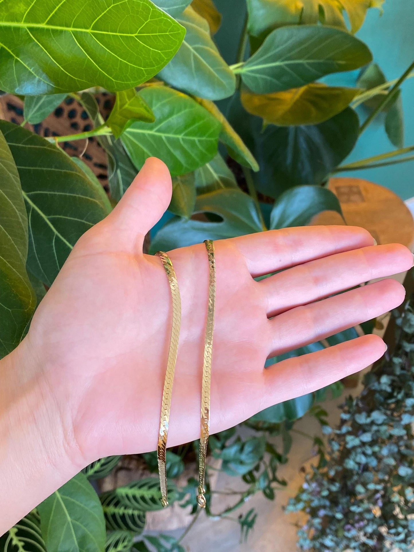 Vintage Solid 14k Yellow Gold Herringbone Chain Necklace - 20.5 inches