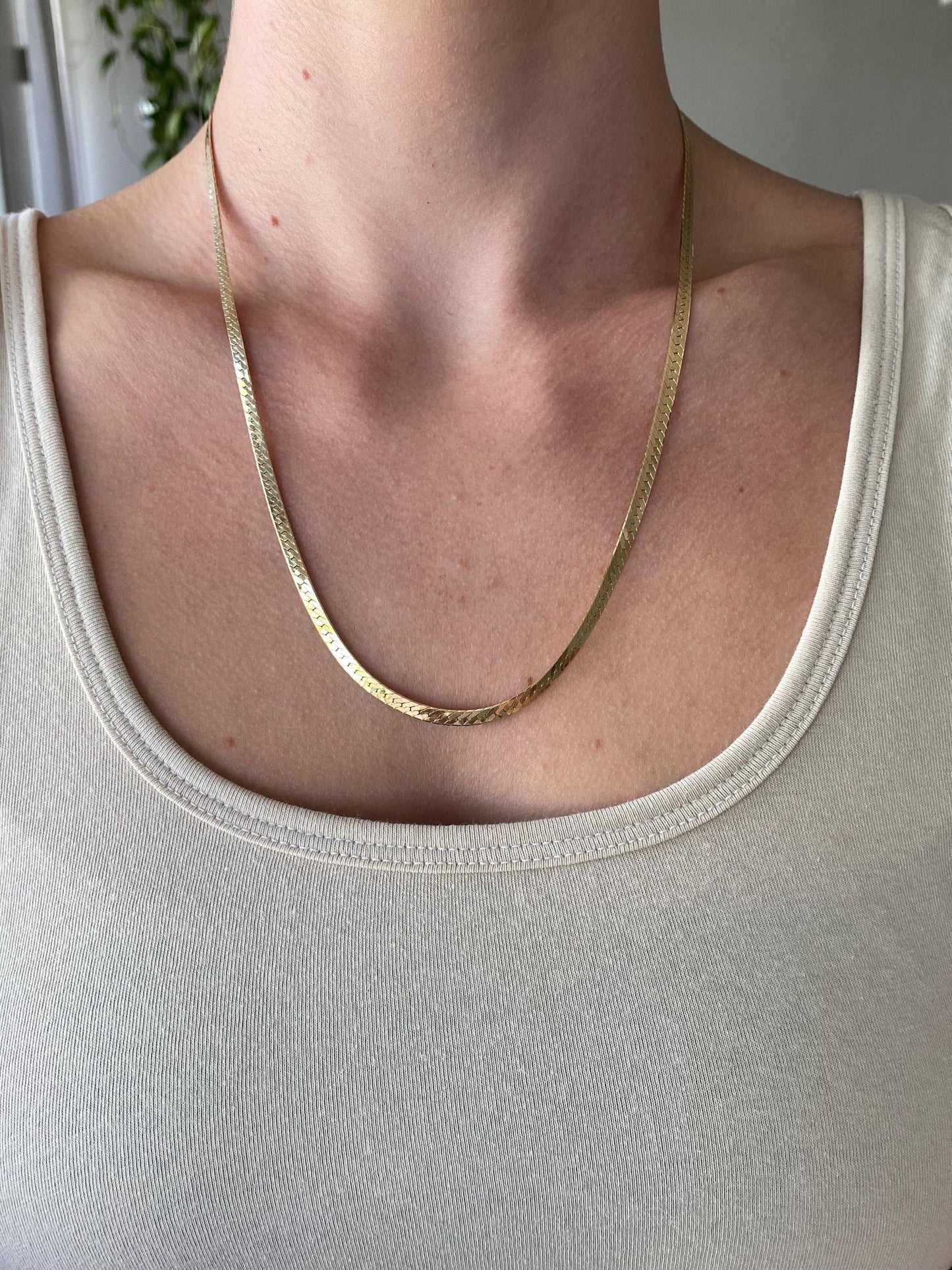 Vintage Solid 14k Yellow Gold Herringbone Chain Necklace - 20.5 inches