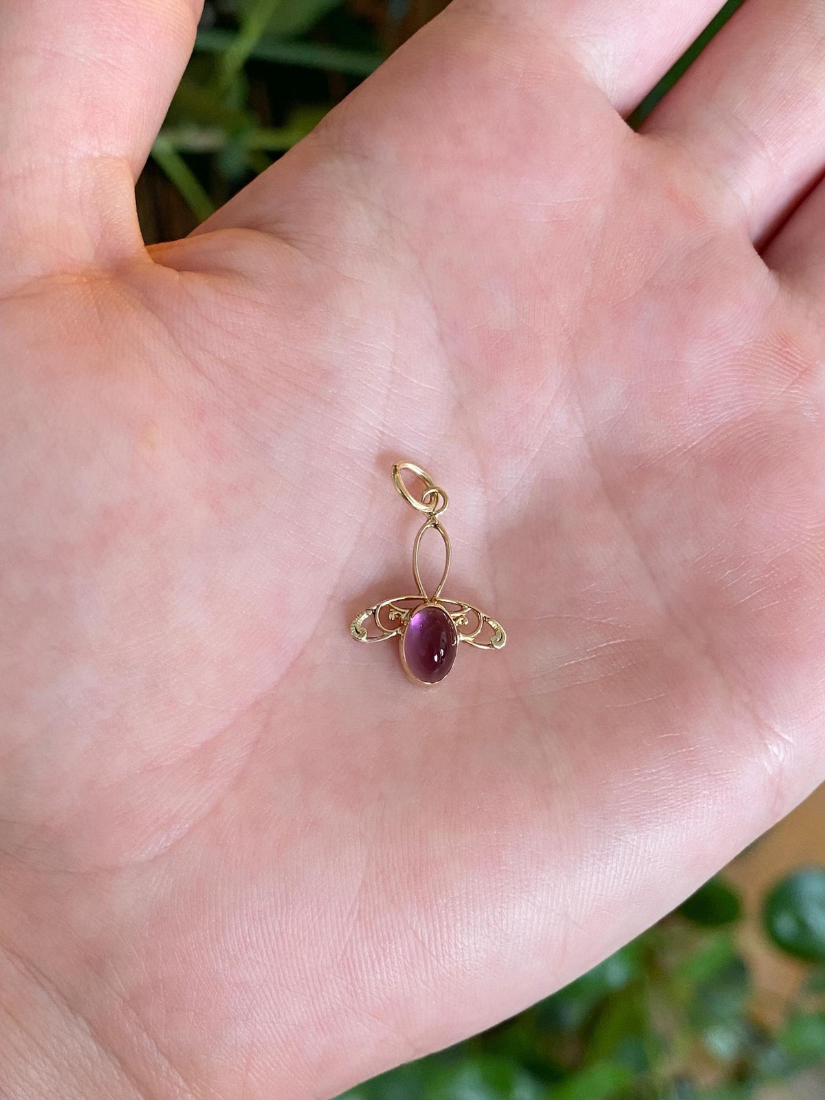 Vintage Solid 14k Yellow Gold Amethyst Cabochon Charm