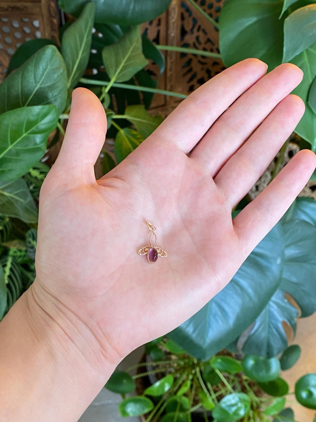 Vintage Solid 14k Yellow Gold Amethyst Cabochon Charm