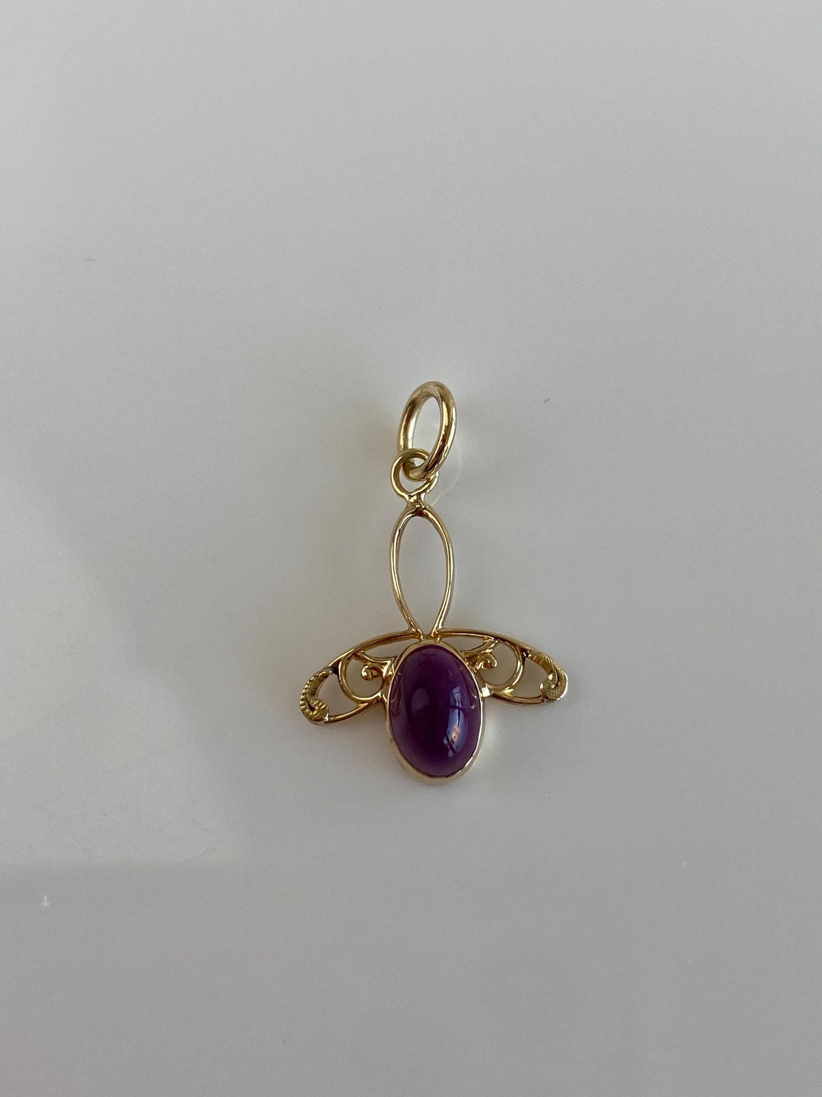 Vintage Solid 14k Yellow Gold Amethyst Cabochon Charm