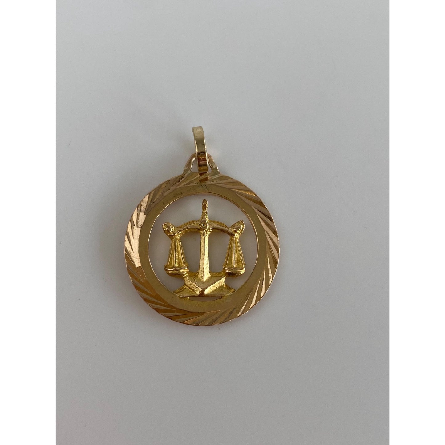 Vintage Solid 18k Yellow Gold Engine Turned Libra Scales Charm