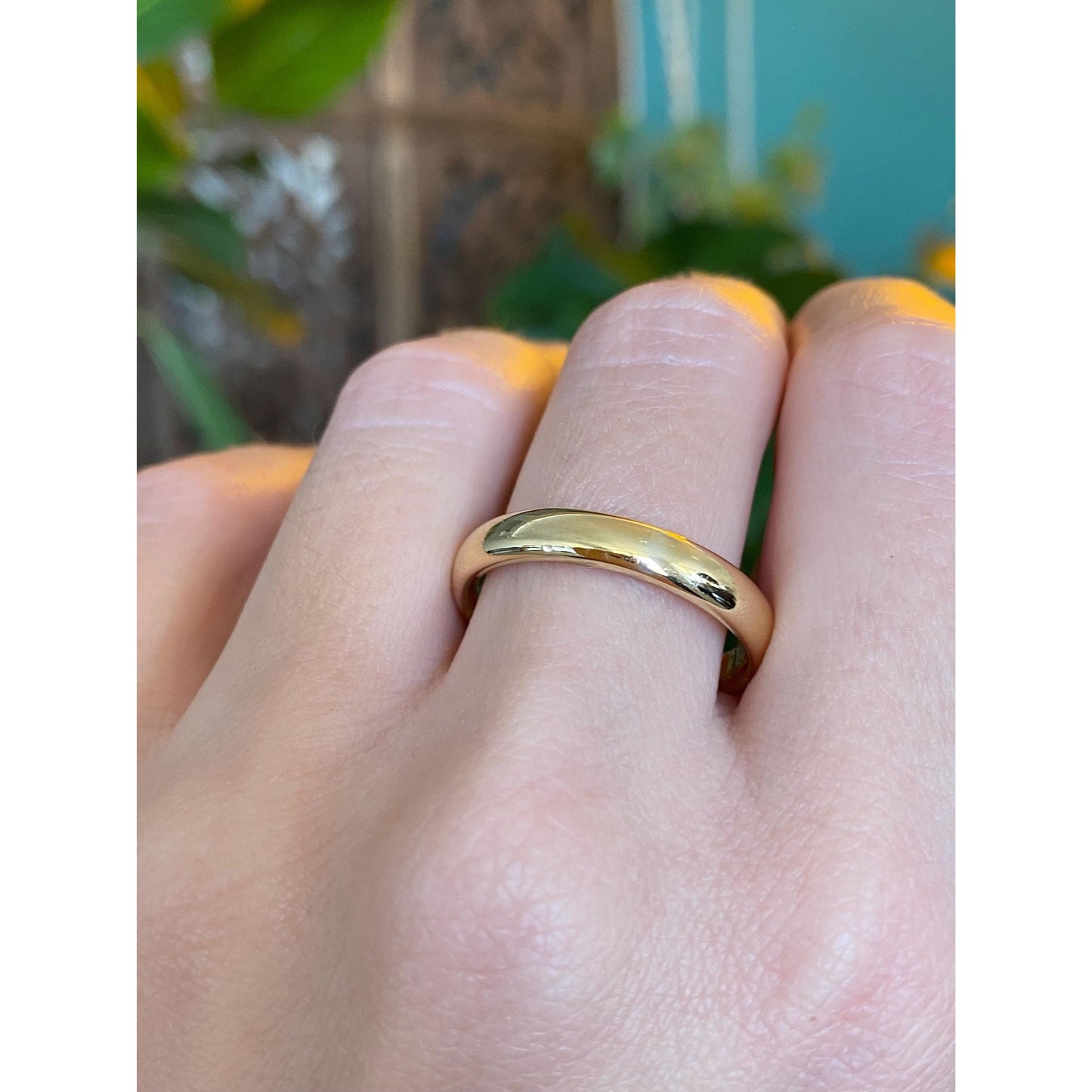Vintage Solid 18k Yellow Gold Ring Band - Size 10.25